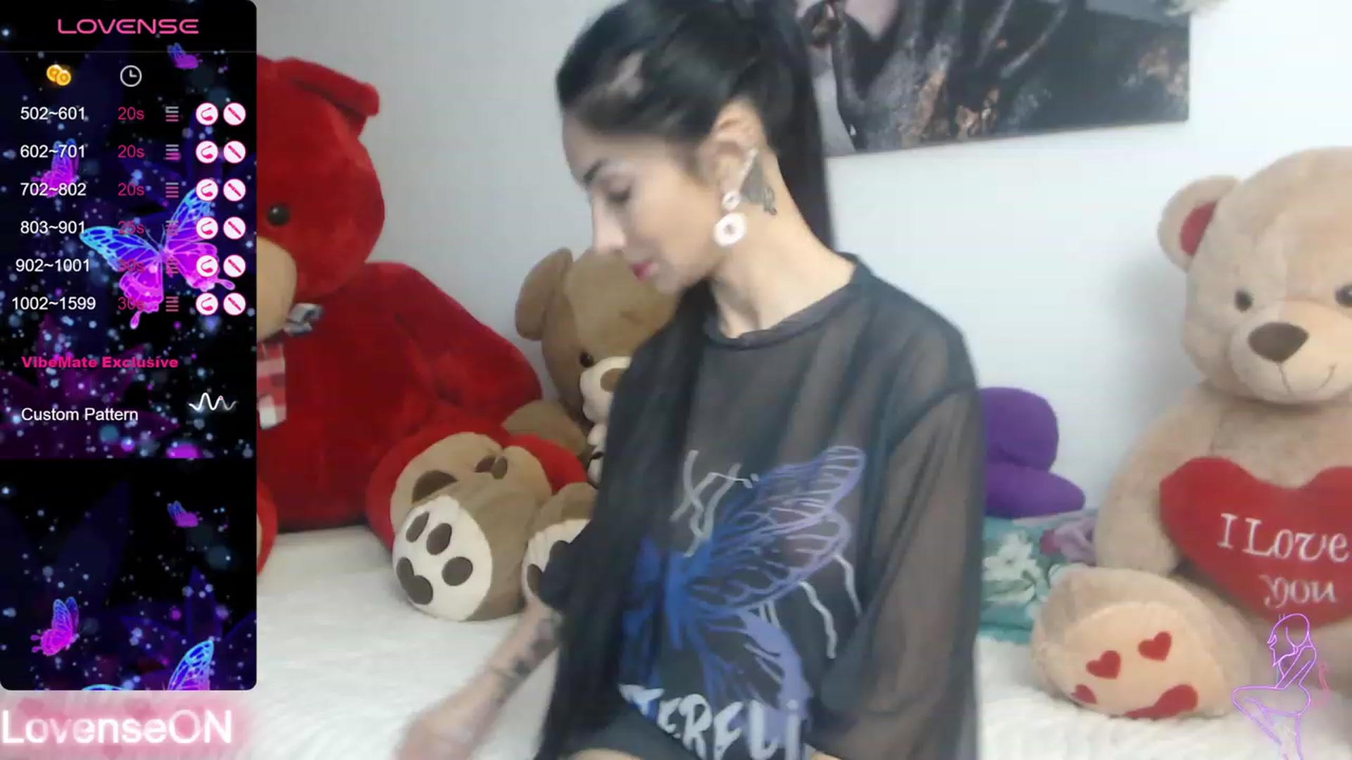 Gallery image thumbnail from EvelynAisha's myfreecams stream on, 11/23/2023, 18:03 image 15 of 20