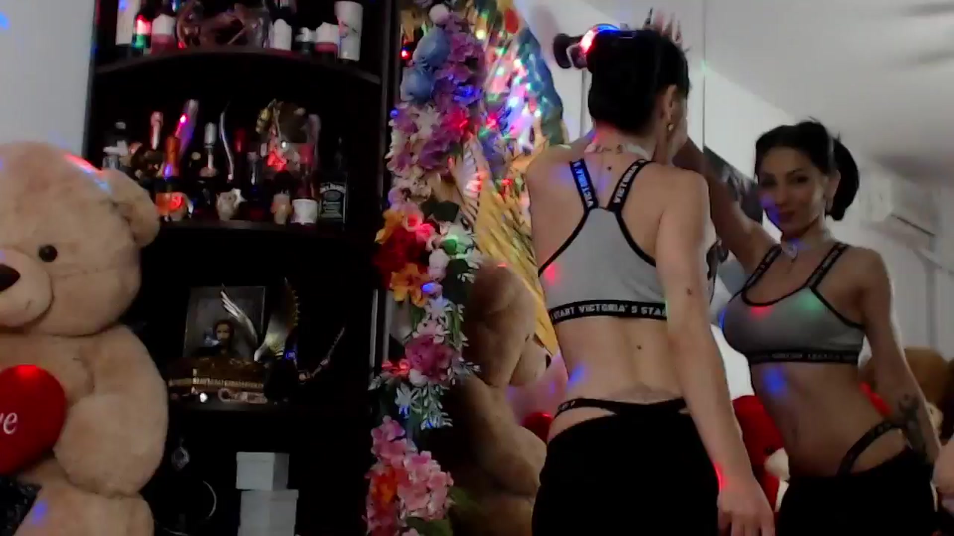 Gallery image thumbnail from EvelynAisha's myfreecams stream on, 12/26/2024, 15:42 image 1 of 20