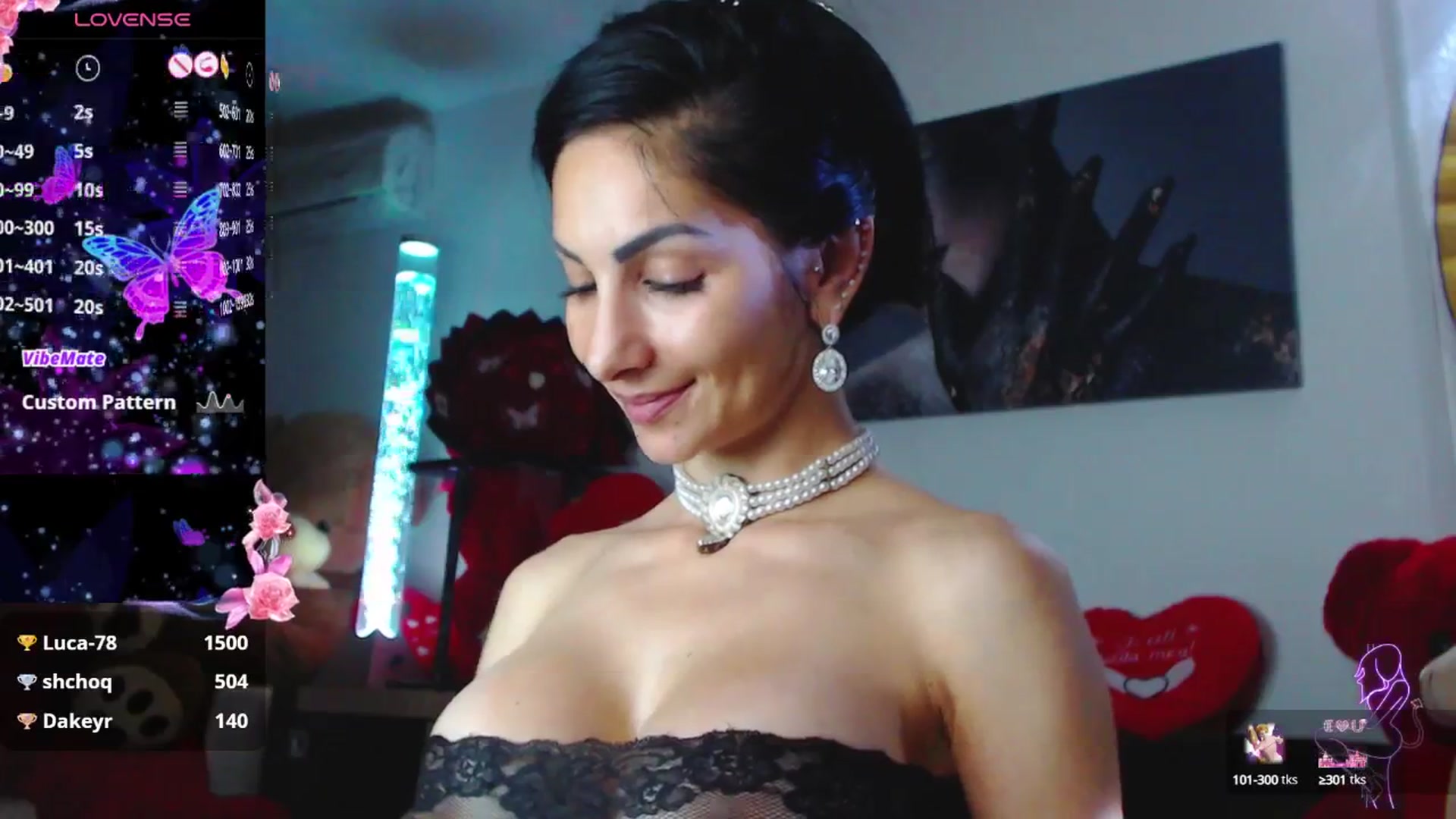 Gallery image thumbnail from EvelynAisha's myfreecams stream on, 08/17/2025, 20:09 image 16 of 20