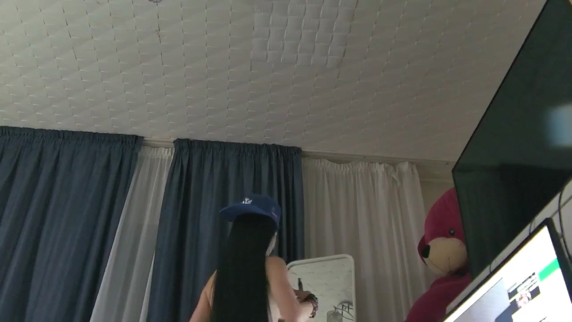 Gallery image thumbnail from EvelynAisha's myfreecams stream on, 03/16/2026, 20:19 image 9 of 20