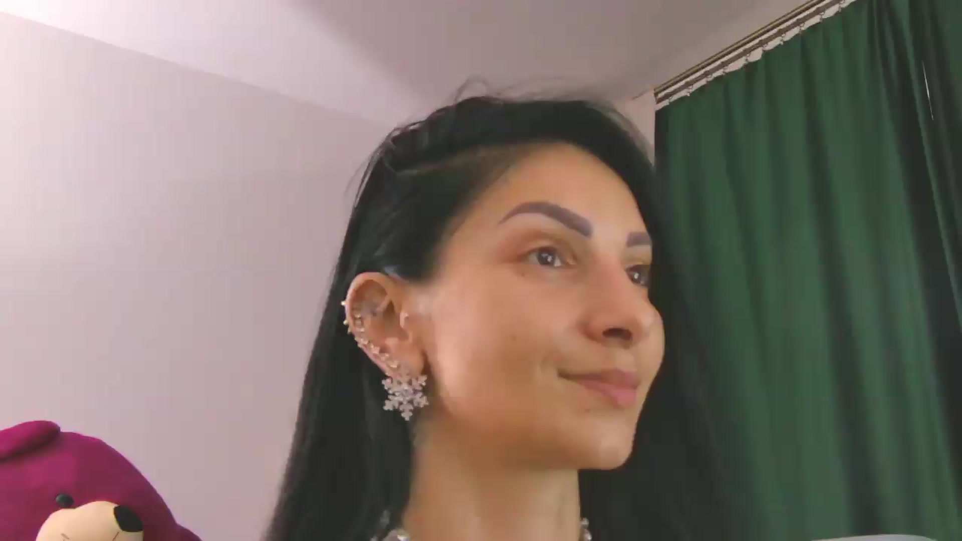 Gallery image thumbnail from EvelynAisha's myfreecams stream on, 06/27/2026, 17:39 image 19 of 20