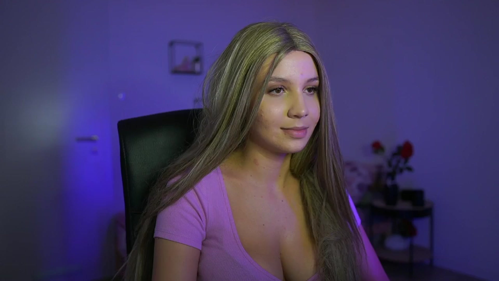 Gallery image thumbnail from EvelynCage_'s myfreecams stream on, 08/16/2024, 21:58 image 1 of 20