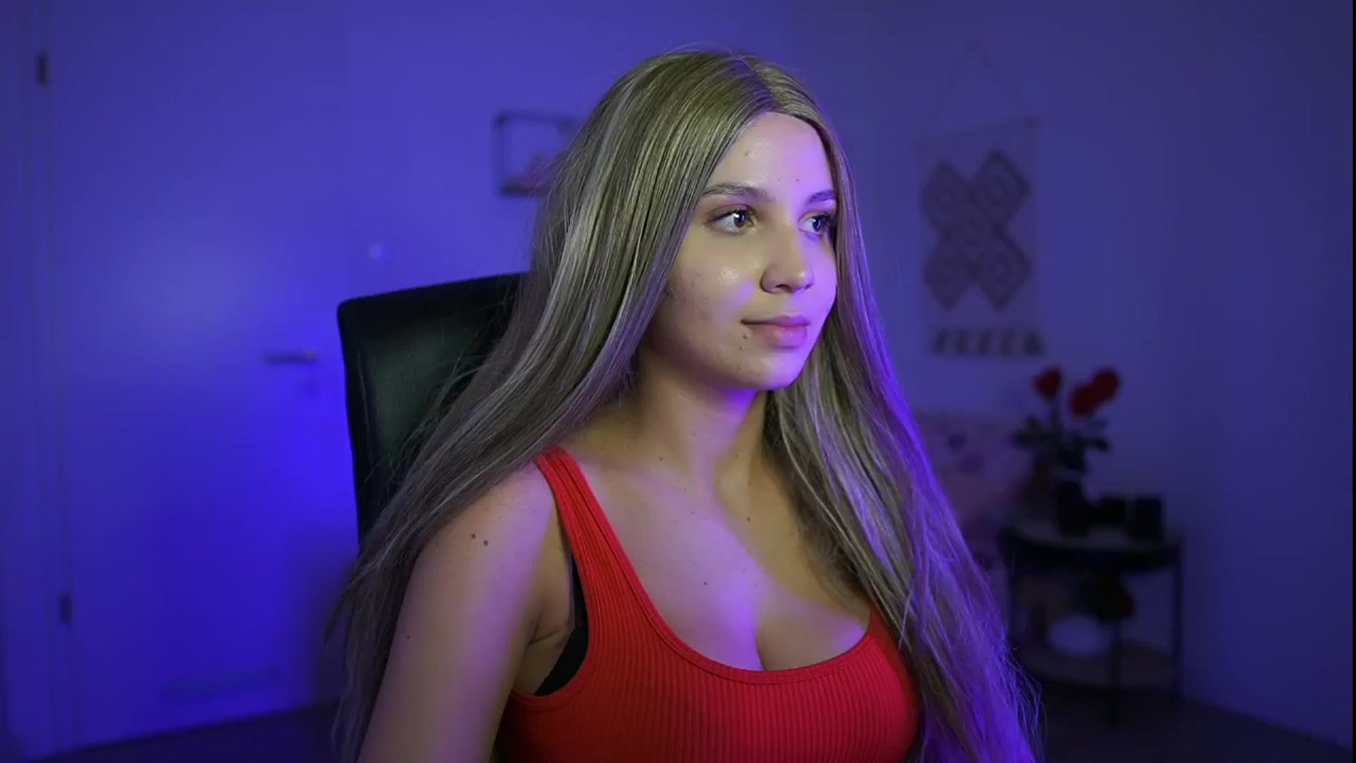 Gallery image thumbnail from EvelynCage_'s myfreecams stream on, 08/27/2024, 23:00 image 2 of 20