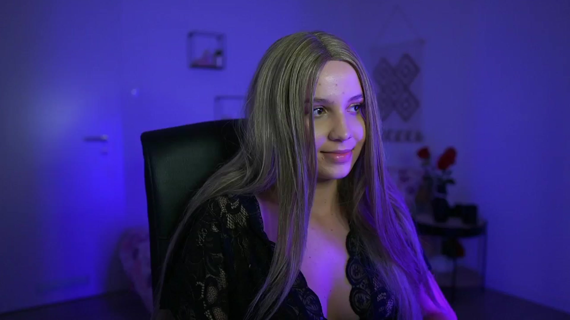 Gallery image thumbnail from EvelynCage_'s myfreecams stream on, 08/29/2024, 20:03 image 18 of 20