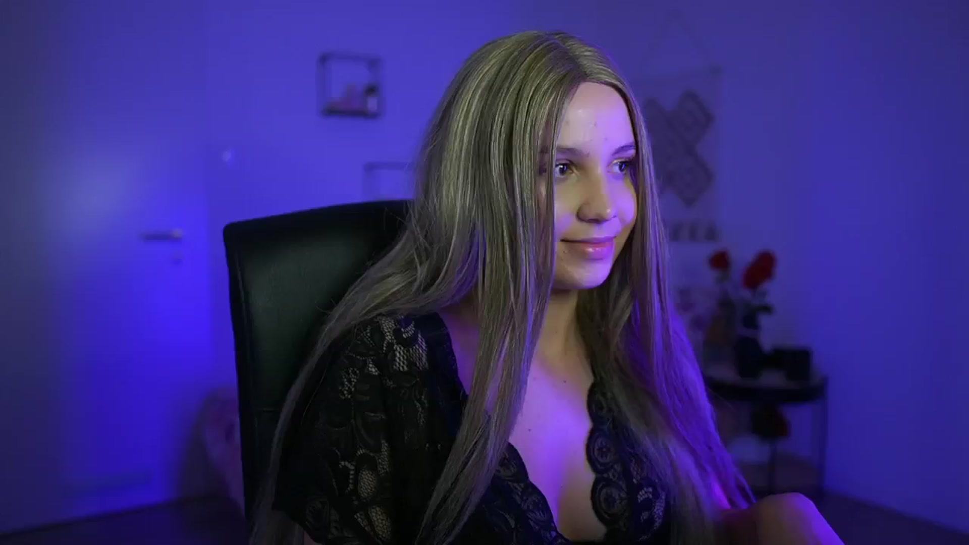 Gallery image thumbnail from EvelynCage_'s myfreecams stream on, 08/29/2024, 20:03 image 12 of 20