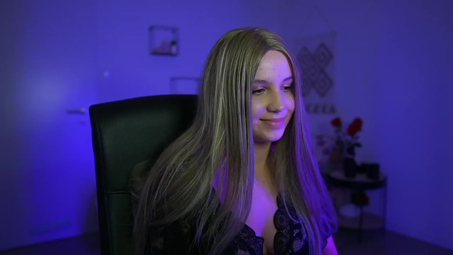Gallery image thumbnail from EvelynCage_'s myfreecams stream on, 08/29/2024, 22:14 image 12 of 20