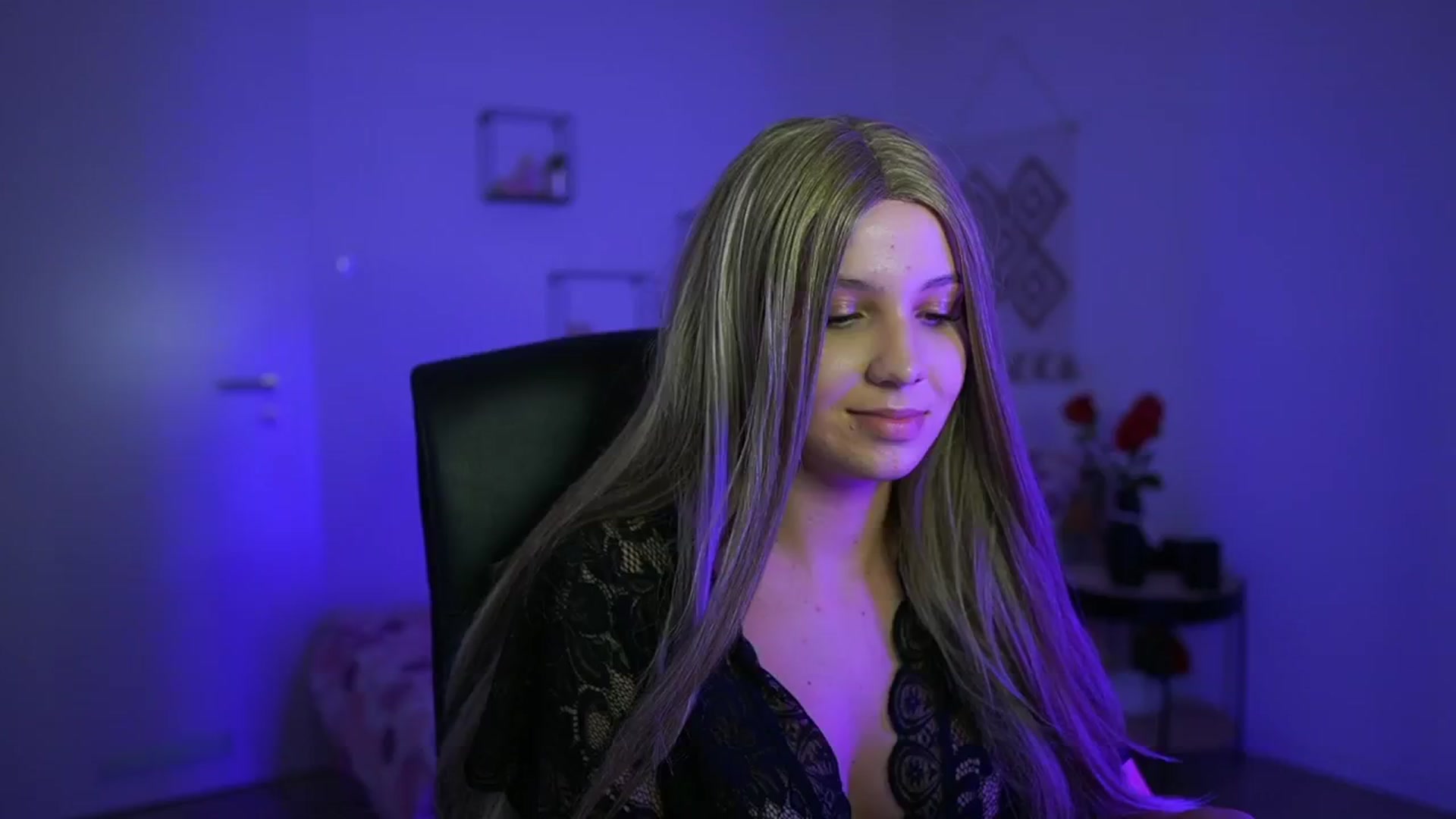Gallery image thumbnail from EvelynCage_'s myfreecams stream on, 08/29/2024, 23:05 image 5 of 20