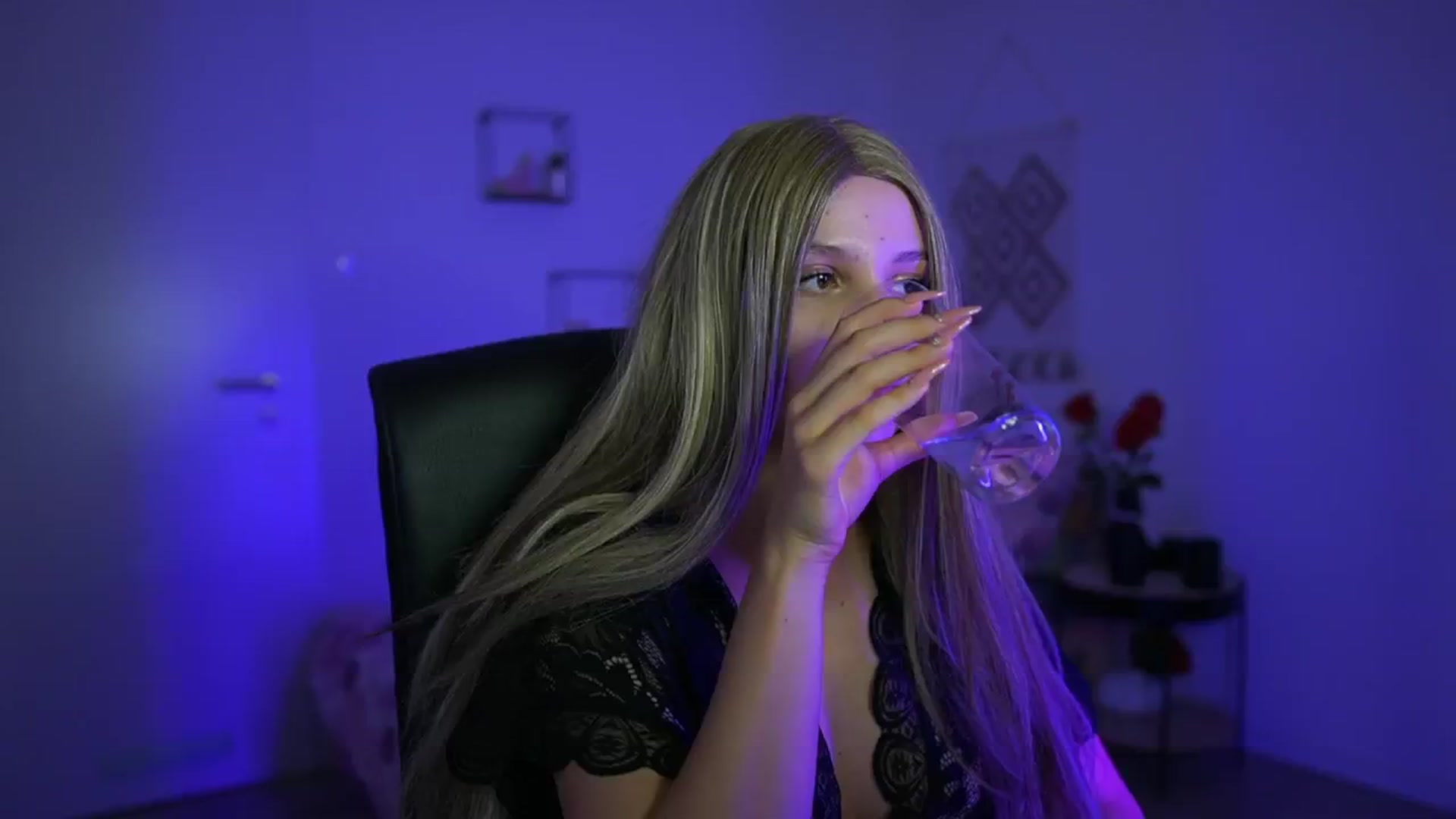 Gallery image thumbnail from EvelynCage_'s myfreecams stream on, 08/29/2024, 23:05 image 1 of 20