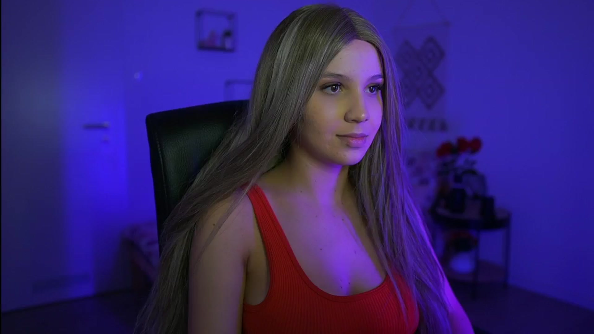 Gallery image thumbnail from EvelynCage_'s myfreecams stream on, 10/07/2024, 19:25 image 2 of 20