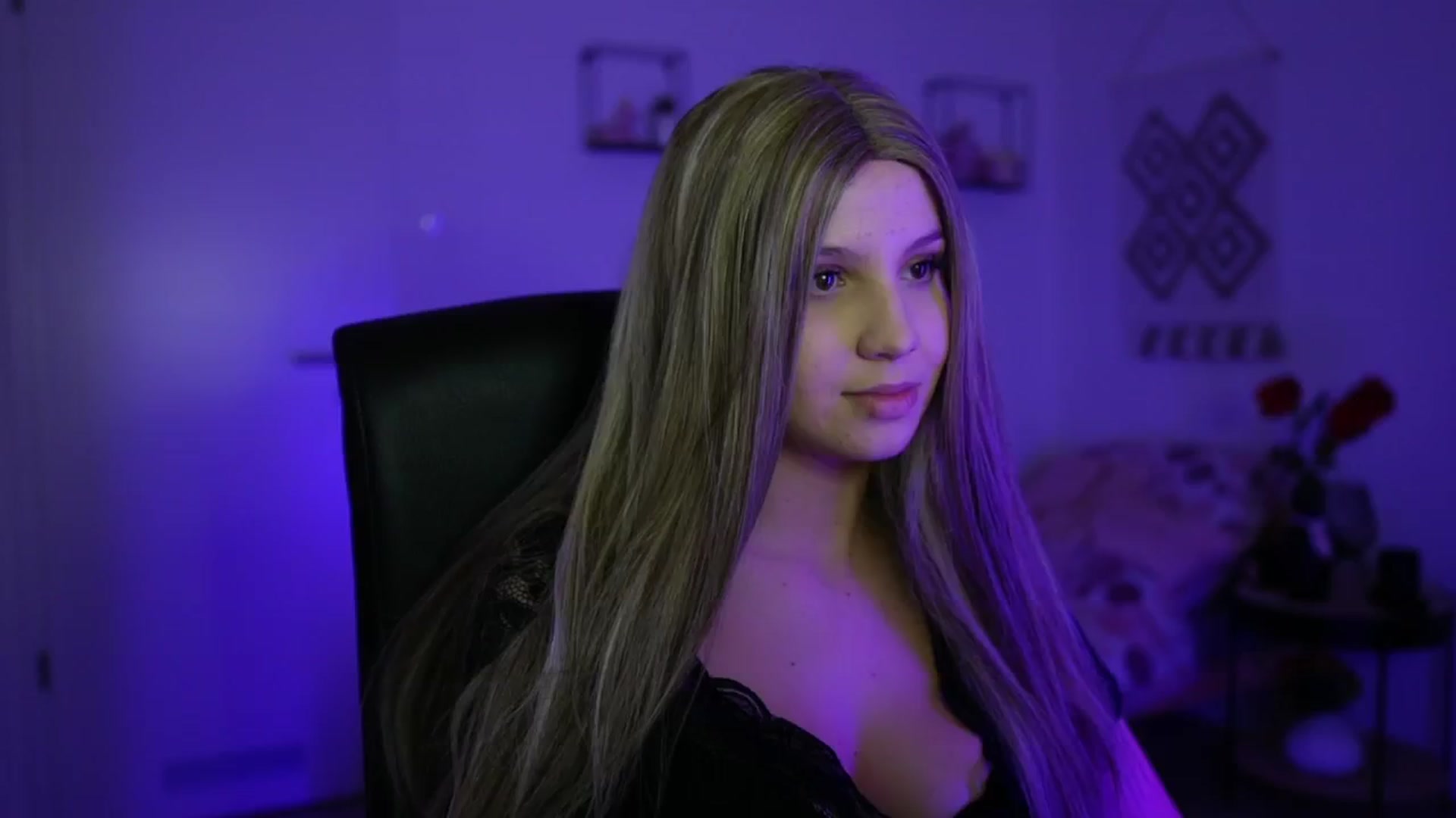 Gallery image thumbnail from EvelynCage_'s myfreecams stream on, 10/08/2024, 19:14 image 6 of 20