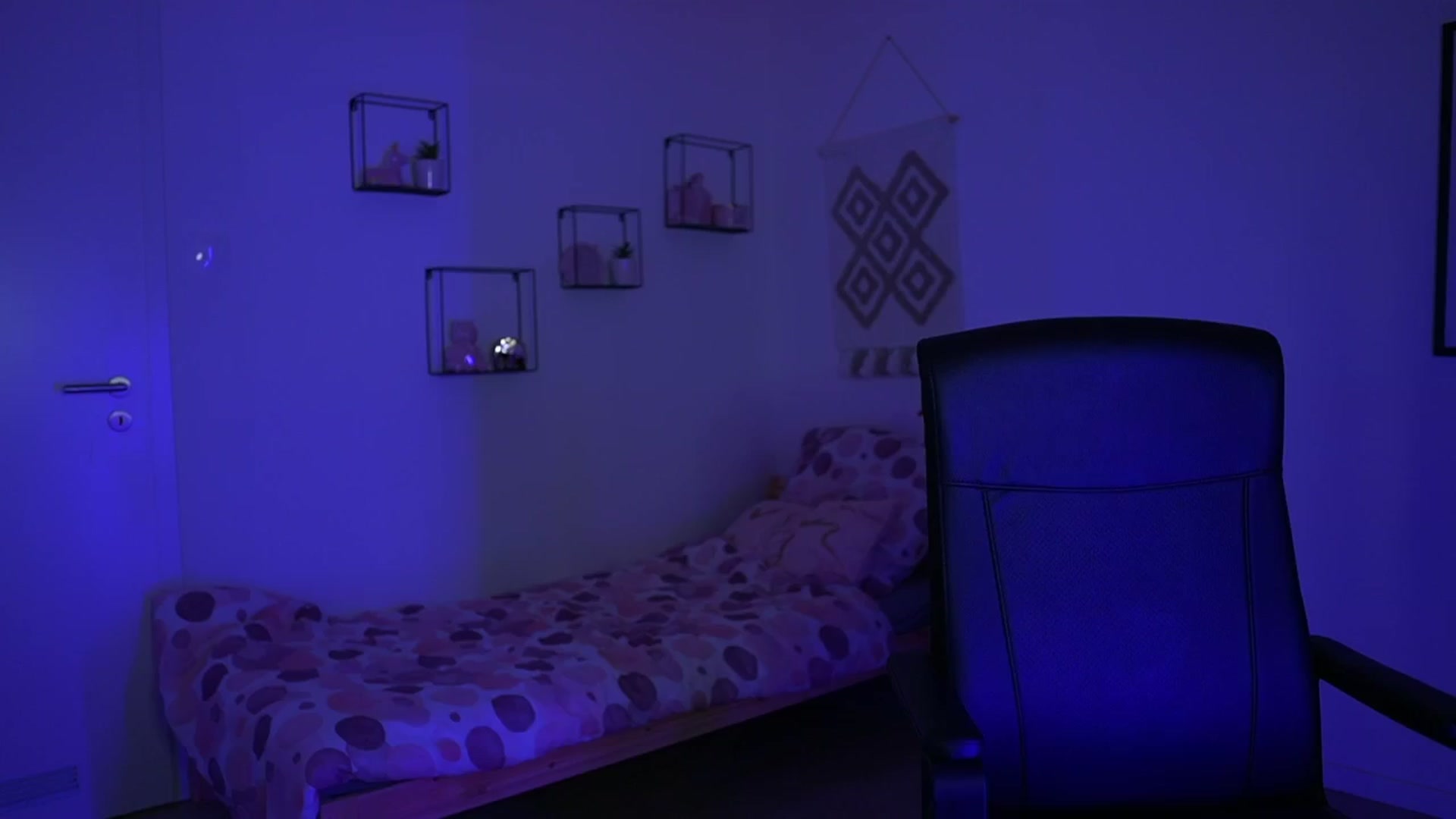 Gallery image thumbnail from EvelynCage_'s myfreecams stream on, 10/26/2024, 22:21 image 7 of 20