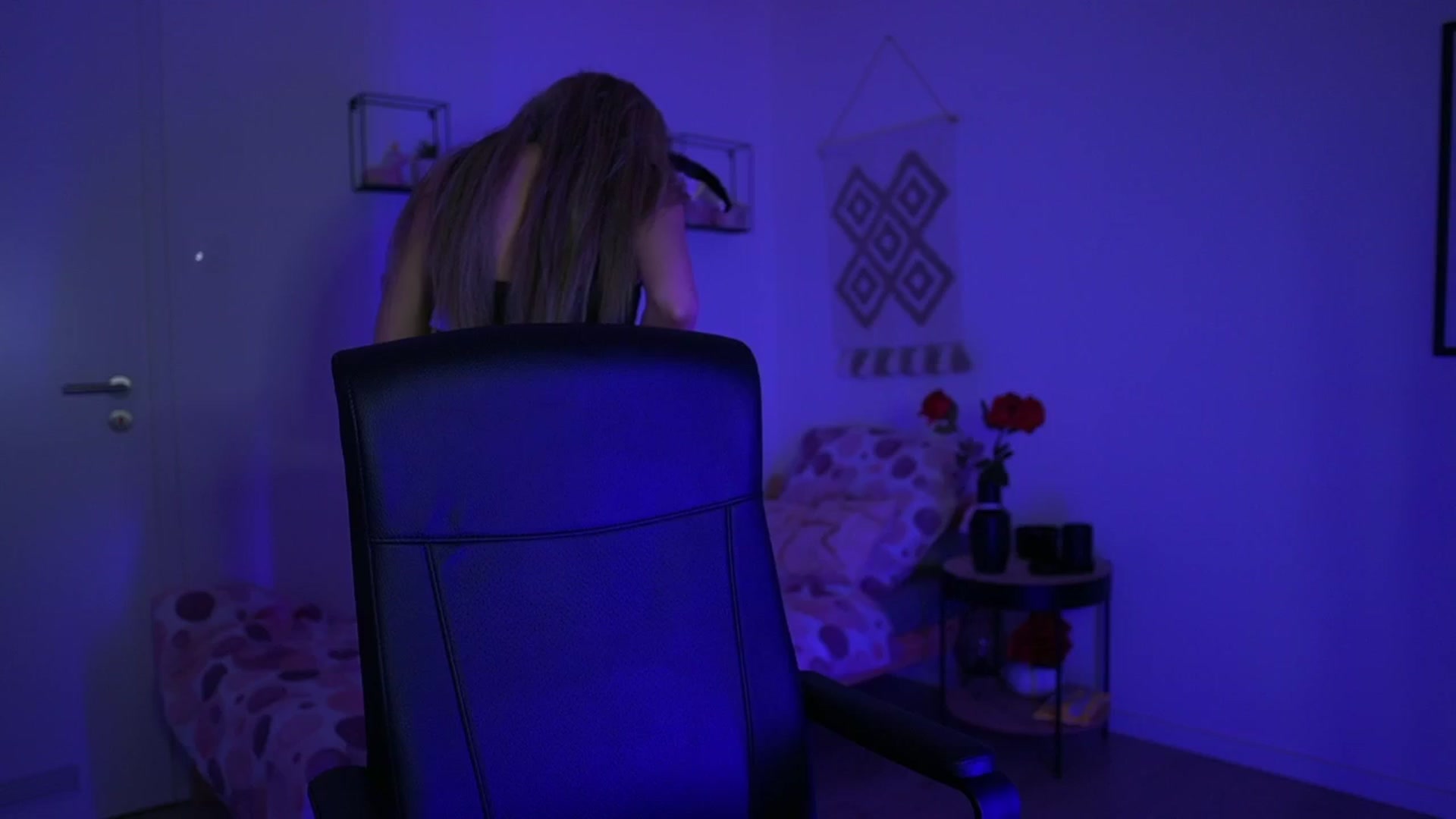 Gallery image thumbnail from EvelynCage_'s myfreecams stream on, 10/26/2024, 22:21 image 9 of 20