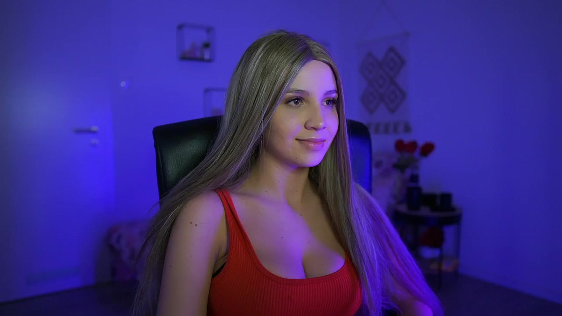 Gallery image thumbnail from EvelynCage_'s myfreecams stream on, 10/30/2024, 19:31 image 10 of 20