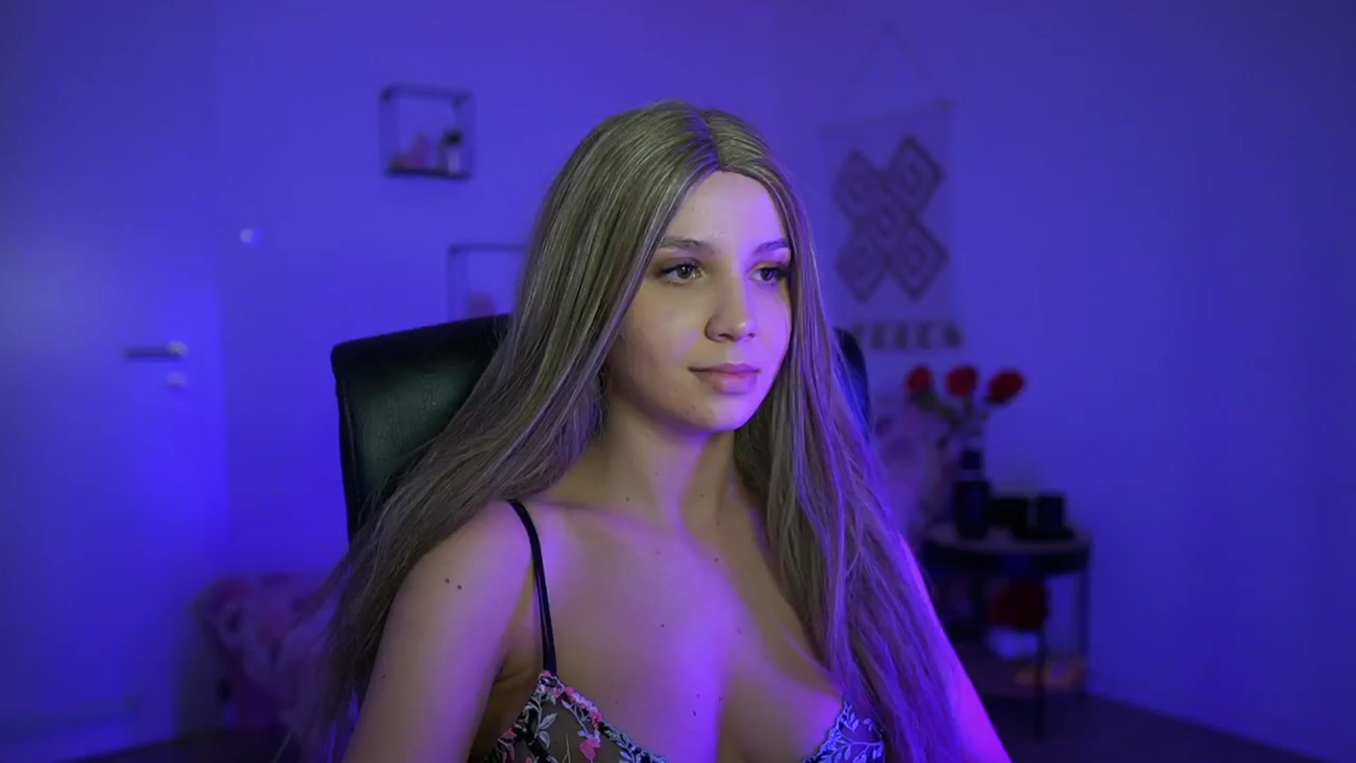 Gallery image thumbnail from EvelynCage_'s myfreecams stream on, 10/31/2024, 22:55 image 16 of 20