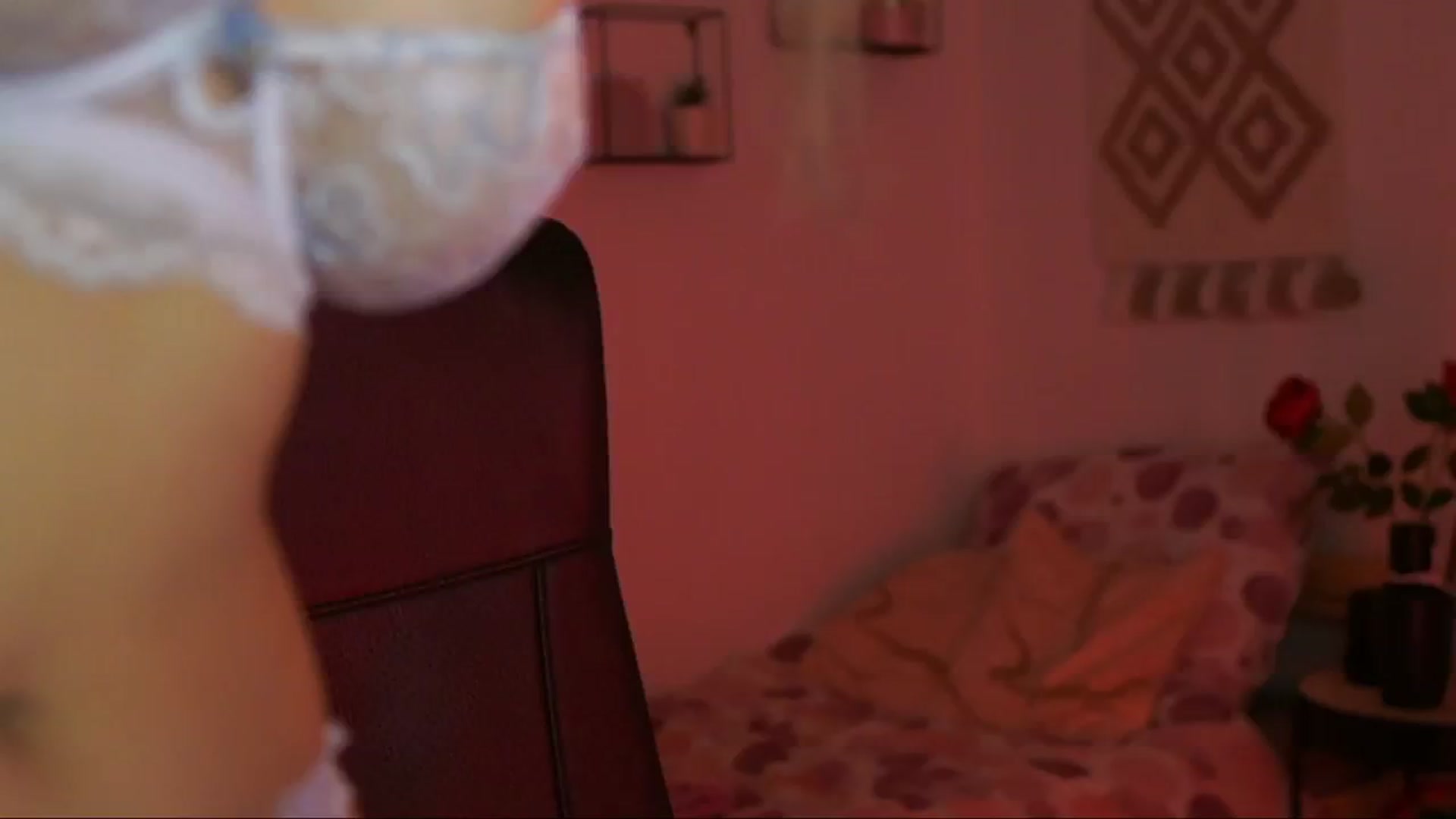 Gallery image thumbnail from EvelynCage_'s myfreecams stream on, 11/25/2024, 21:26 image 15 of 20
