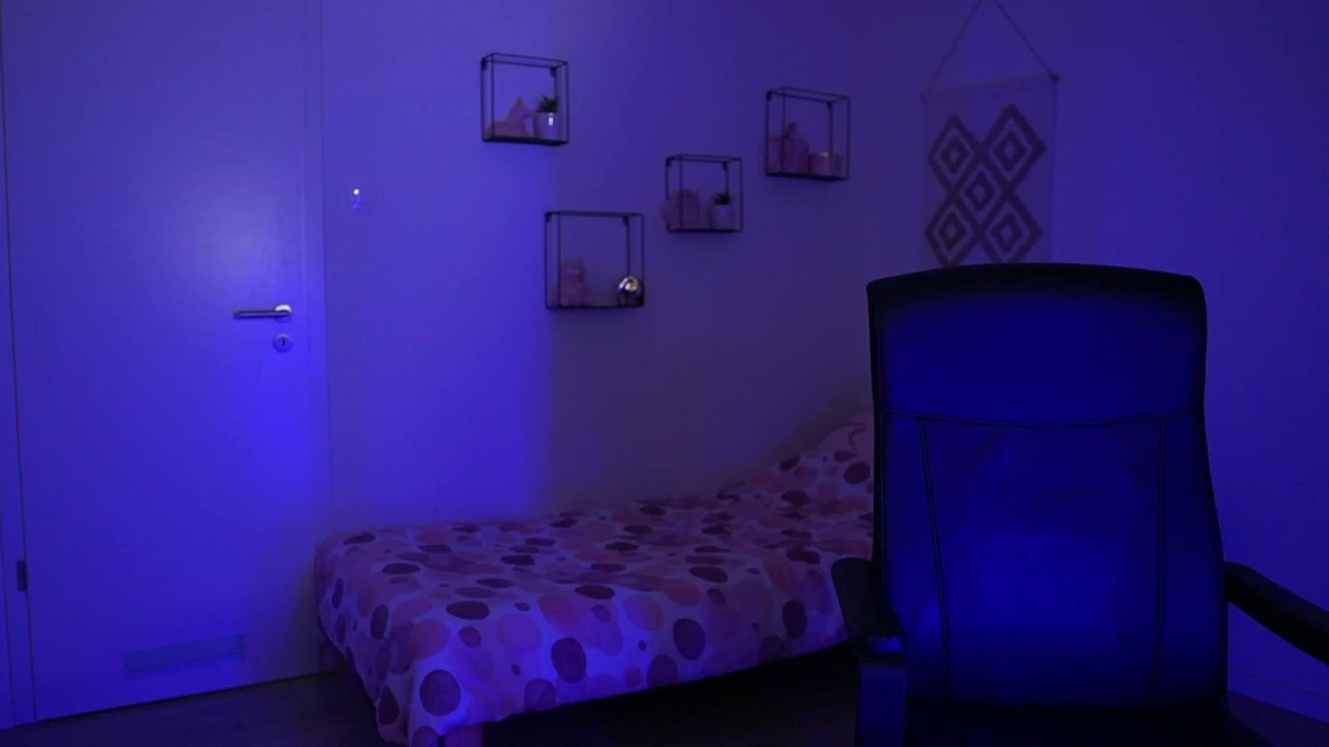 Gallery image thumbnail from EvelynCage_'s myfreecams stream on, 01/07/2025, 21:51 image 15 of 20