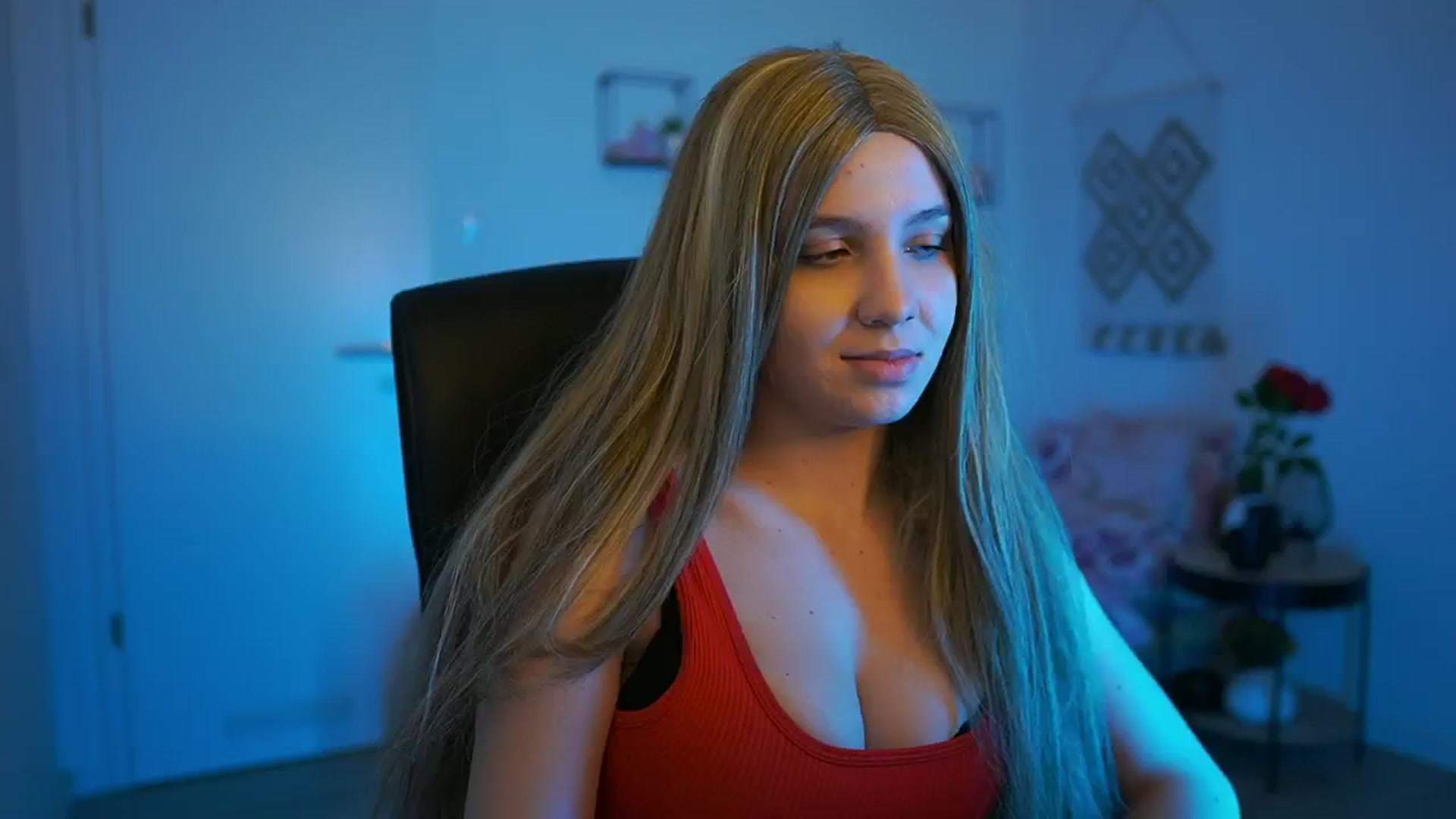 Gallery image thumbnail from EvelynCage_'s myfreecams stream on, 02/04/2025, 24:03 image 1 of 20
