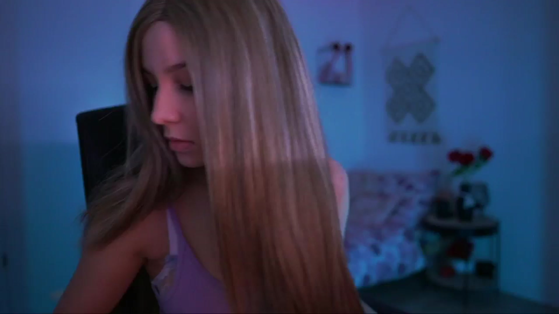 Gallery image thumbnail from EvelynCage_'s myfreecams stream on, 03/19/2025, 20:37 image 1 of 20