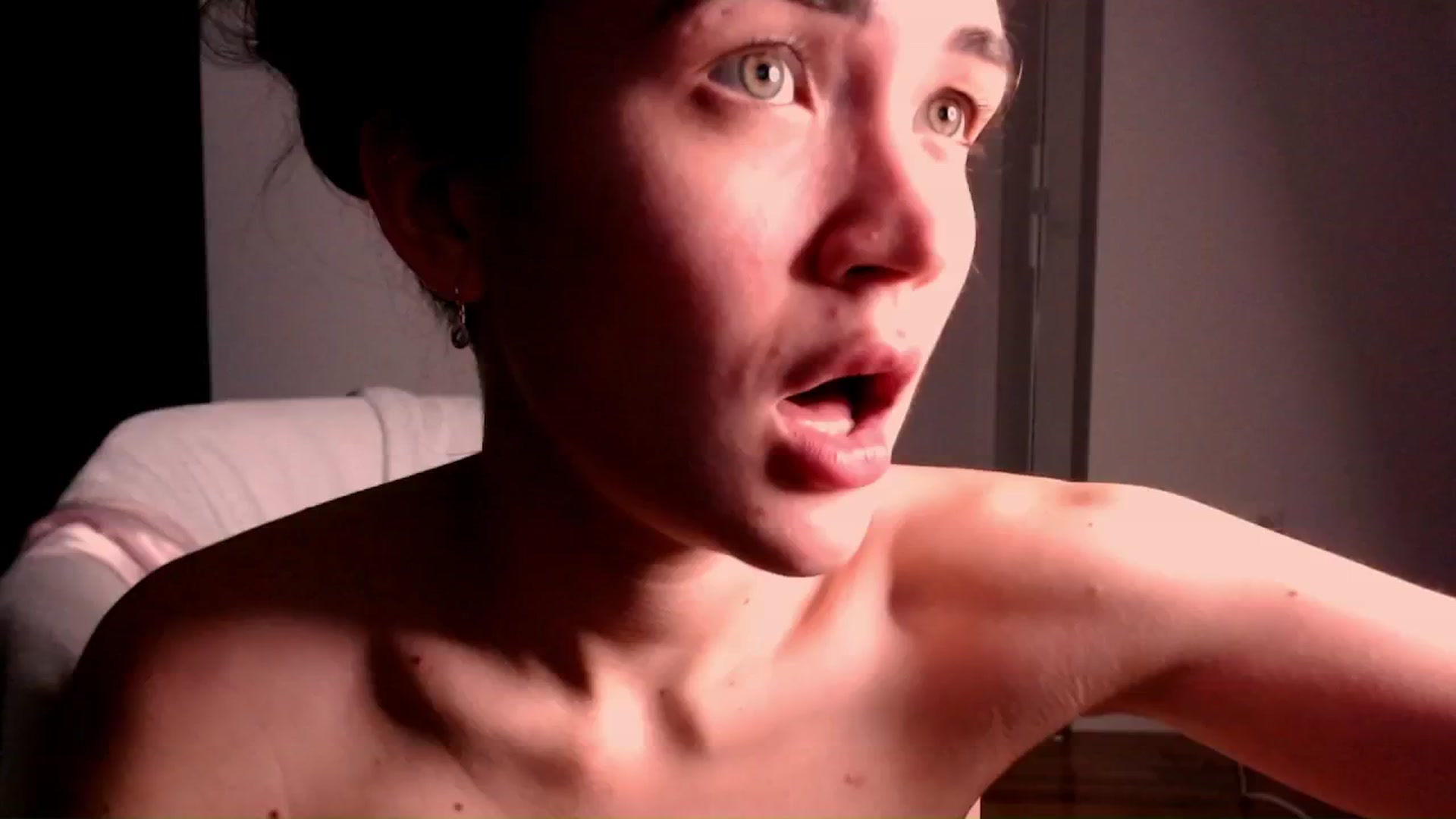 Gallery image thumbnail from EvelynGG's myfreecams stream on, 12/16/2025, 16:38 image 9 of 20