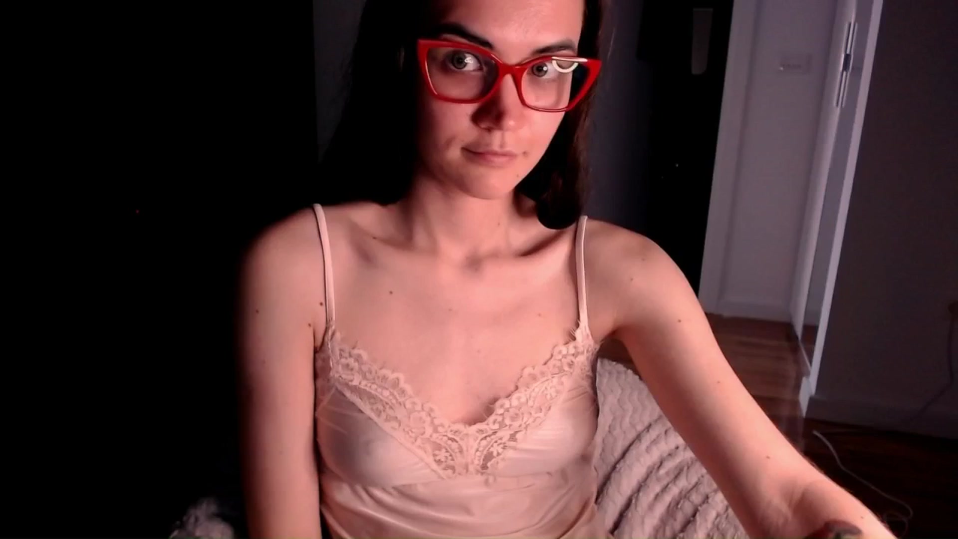 Gallery image thumbnail from EvelynGG's myfreecams stream on, 04/05/2026, 12:01 image 16 of 20