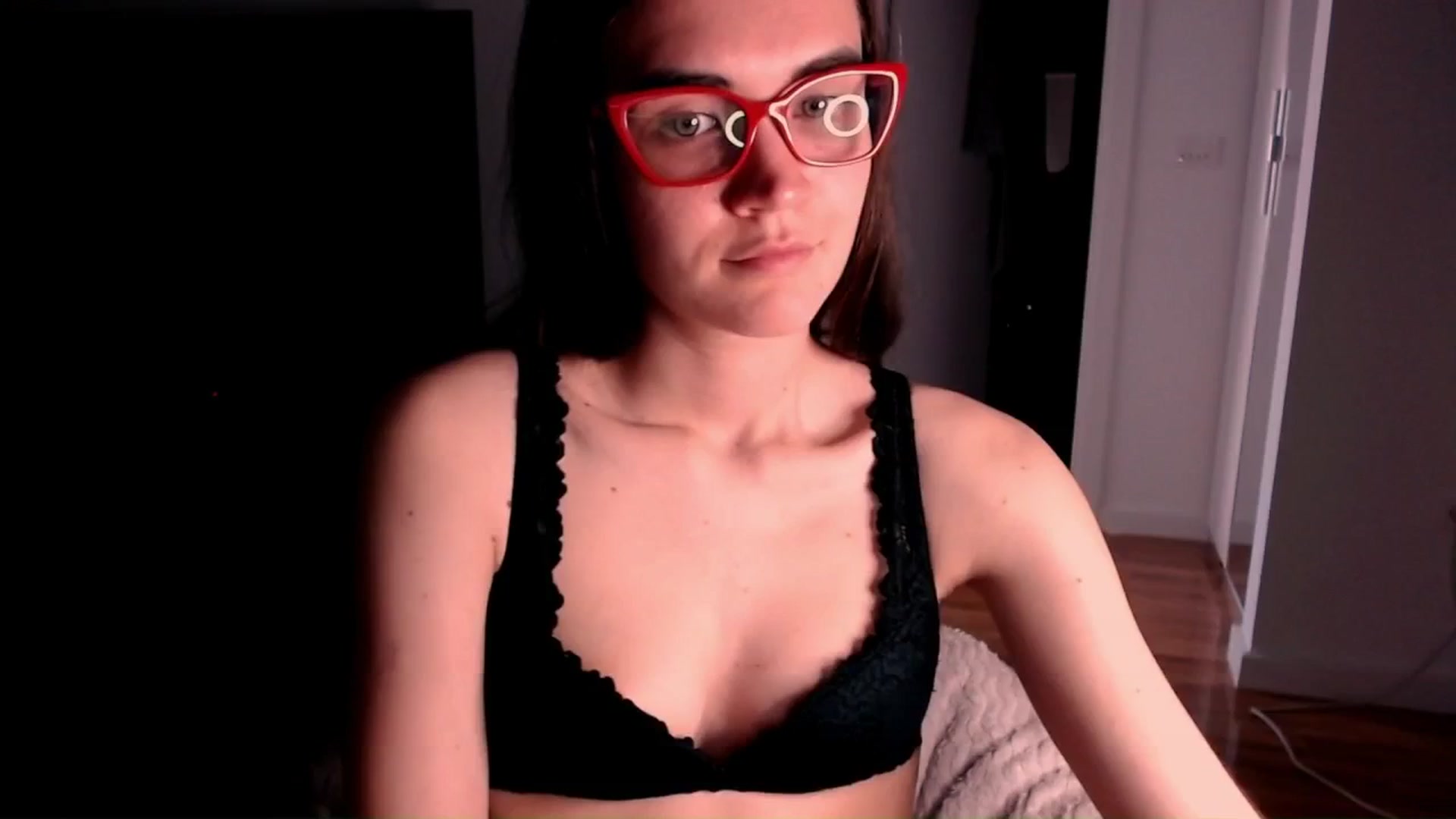 Gallery image thumbnail from EvelynGG's myfreecams stream on, 04/05/2026, 12:01 image 6 of 20