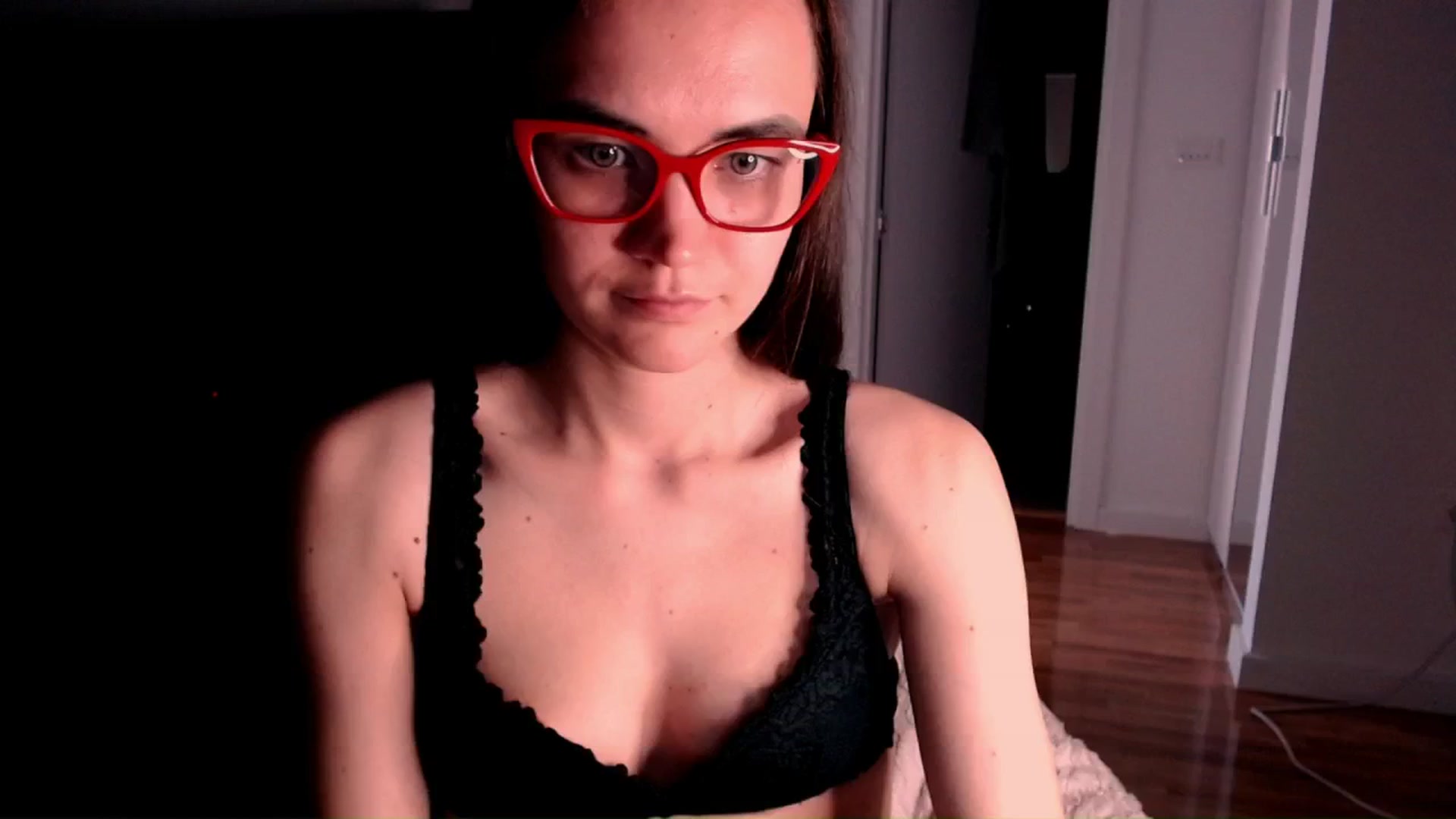 Gallery image thumbnail from EvelynGG's myfreecams stream on, 04/05/2026, 12:01 image 5 of 20