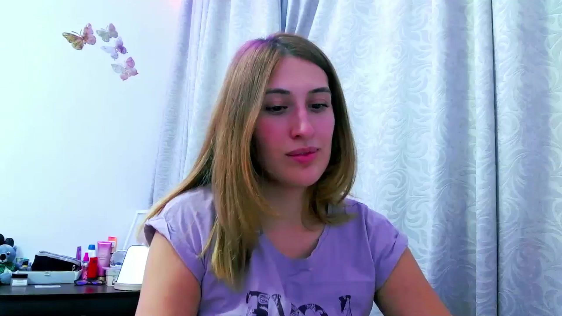 Gallery image thumbnail from EvelynHunt's myfreecams stream on, 11/10/2024, 18:33 image 11 of 20