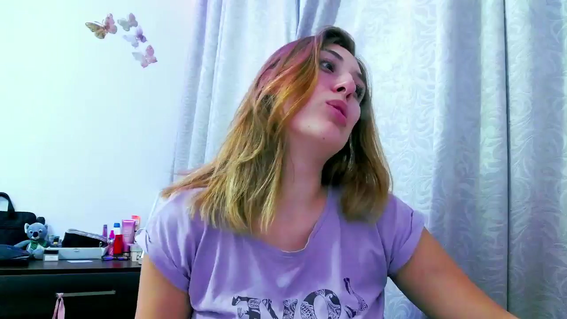 Gallery image thumbnail from EvelynHunt's myfreecams stream on, 11/10/2024, 20:21 image 12 of 20
