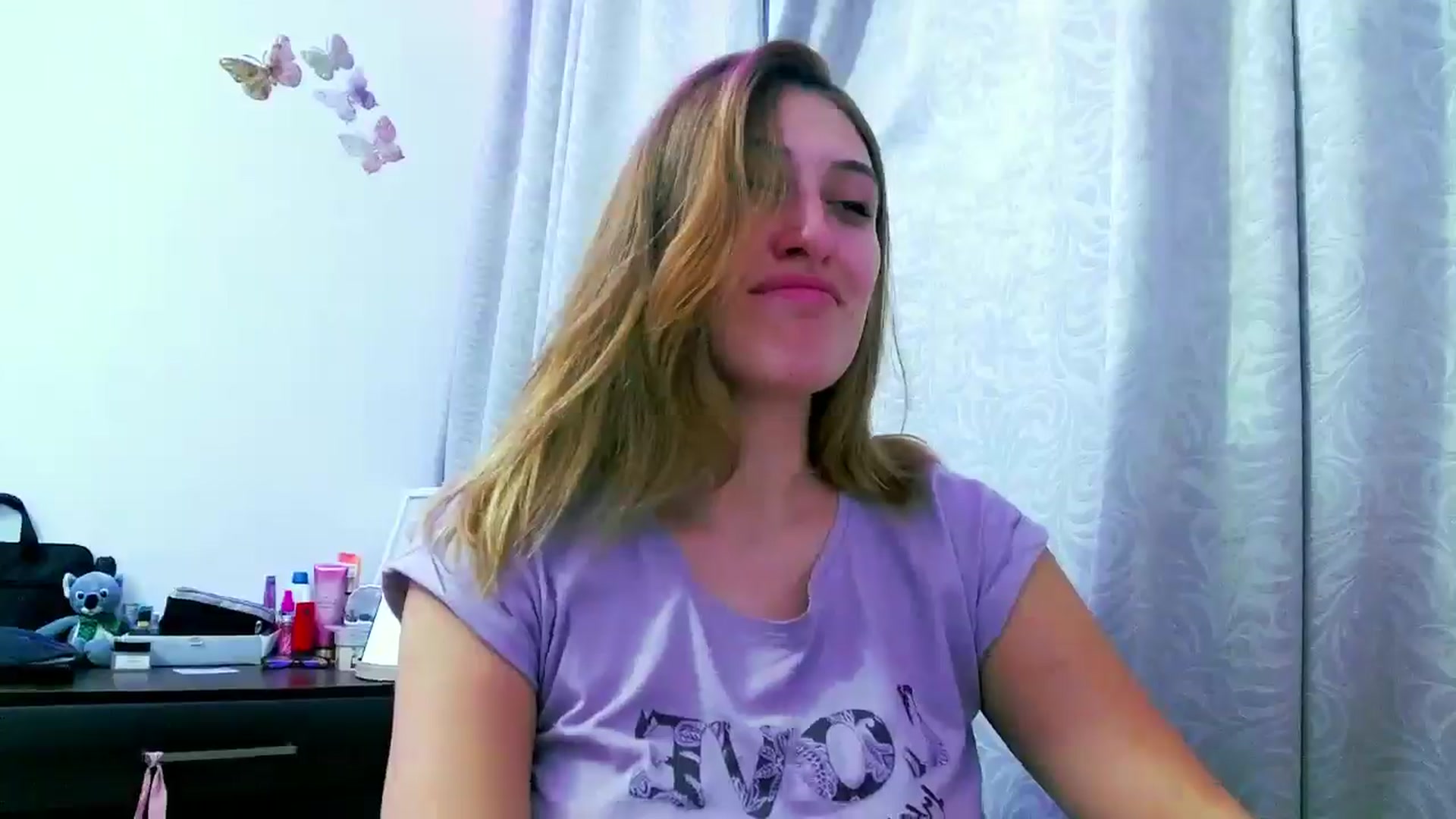 Gallery image thumbnail from EvelynHunt's myfreecams stream on, 11/10/2024, 20:21 image 15 of 20