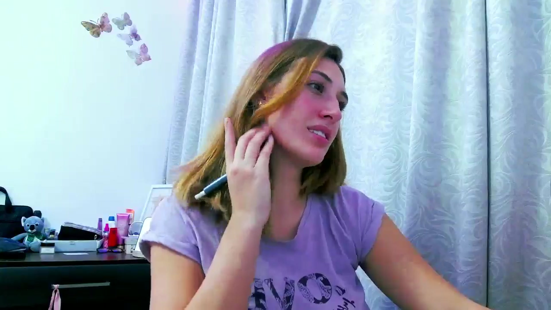 Gallery image thumbnail from EvelynHunt's myfreecams stream on, 11/10/2024, 20:21 image 20 of 20
