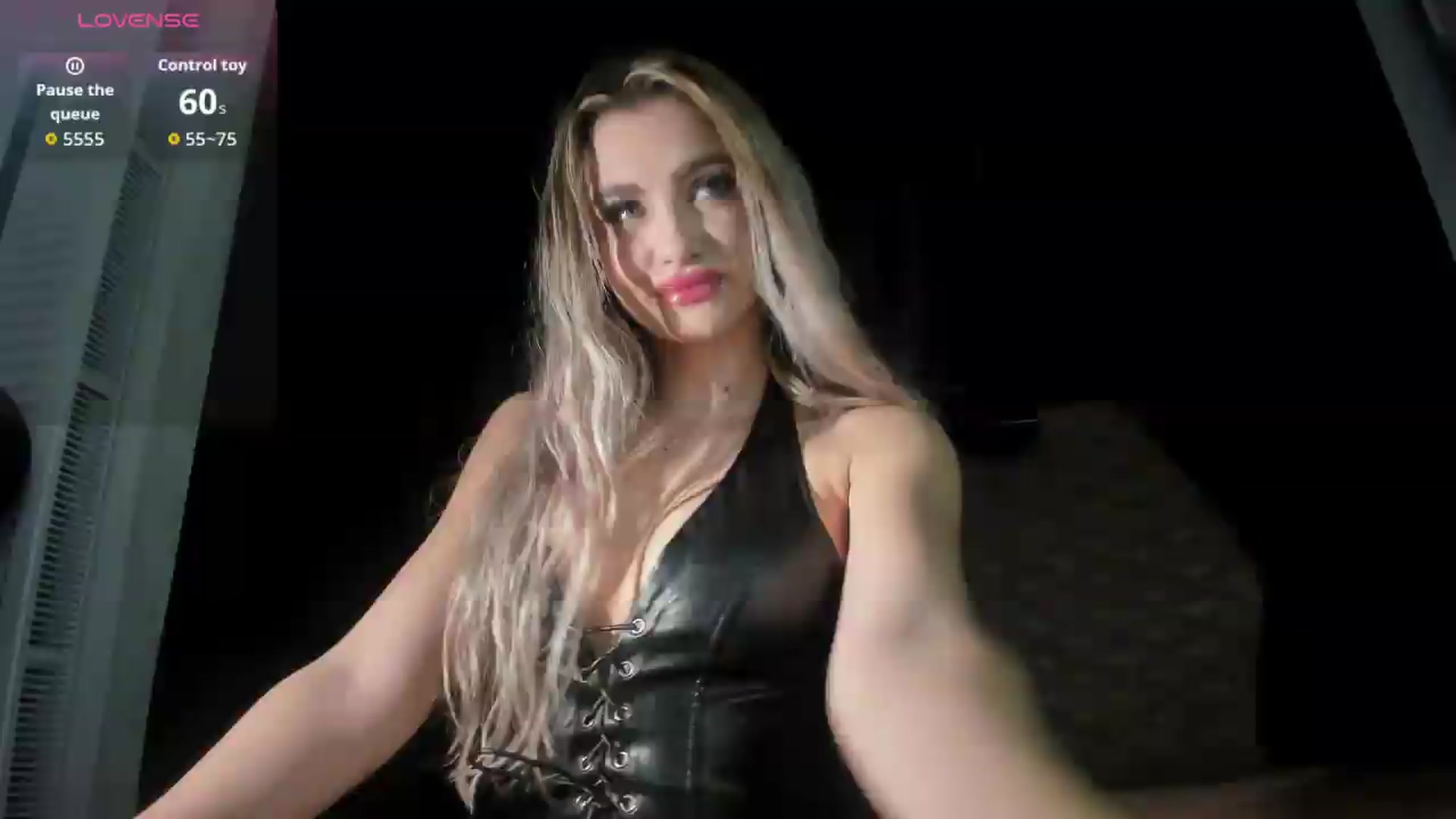 Gallery image thumbnail from EvelynTaisia's myfreecams stream on, 07/04/2026, 22:45 image 9 of 20