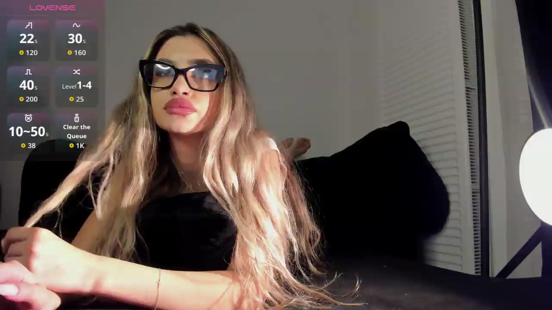 Gallery image thumbnail from EvelynTaisia's myfreecams stream on, 08/24/2026, 24:01 image 4 of 20