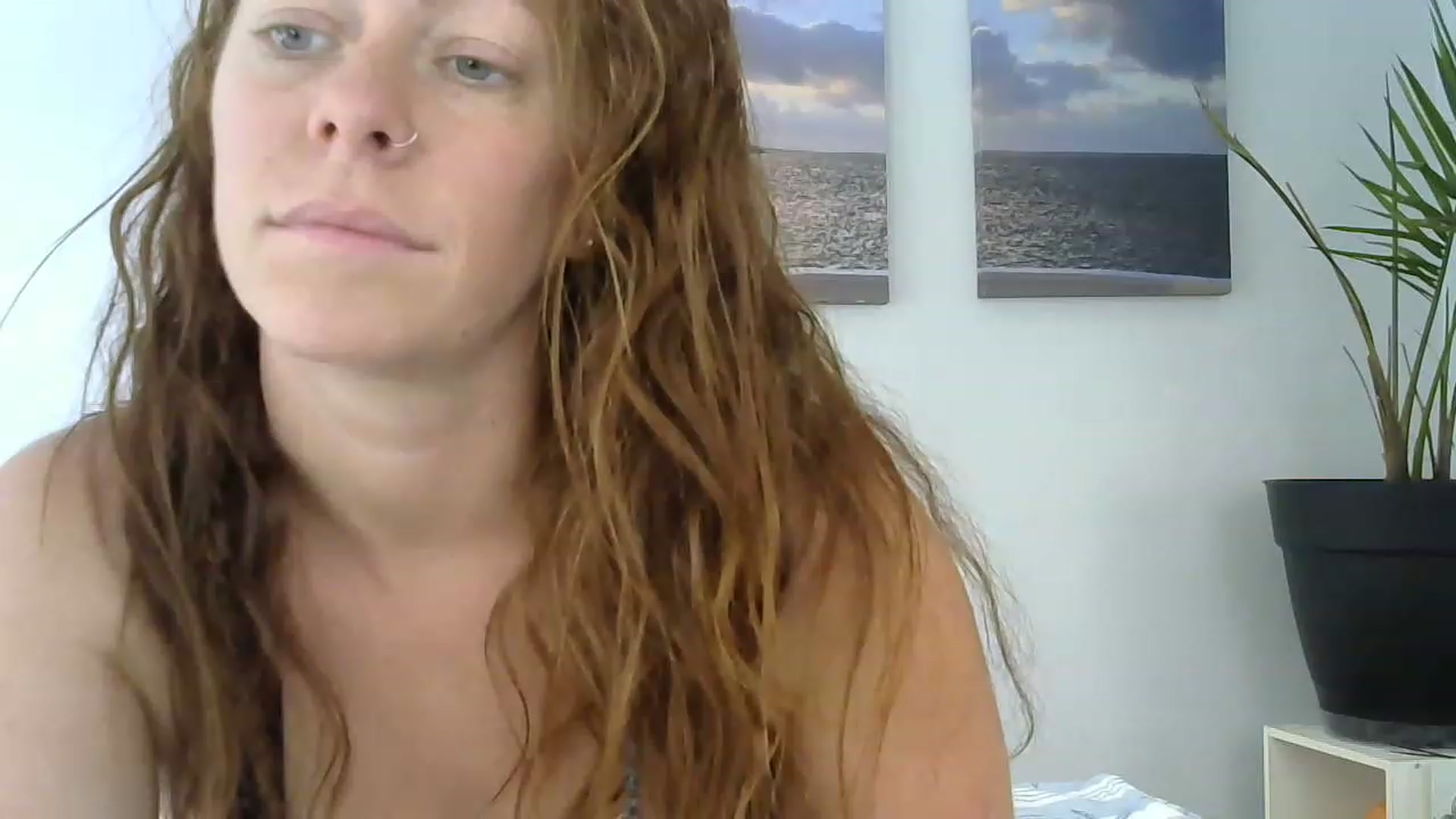 Gallery image thumbnail from EveyFox's myfreecams stream on, 06/26/2023, 15:45 image 14 of 20
