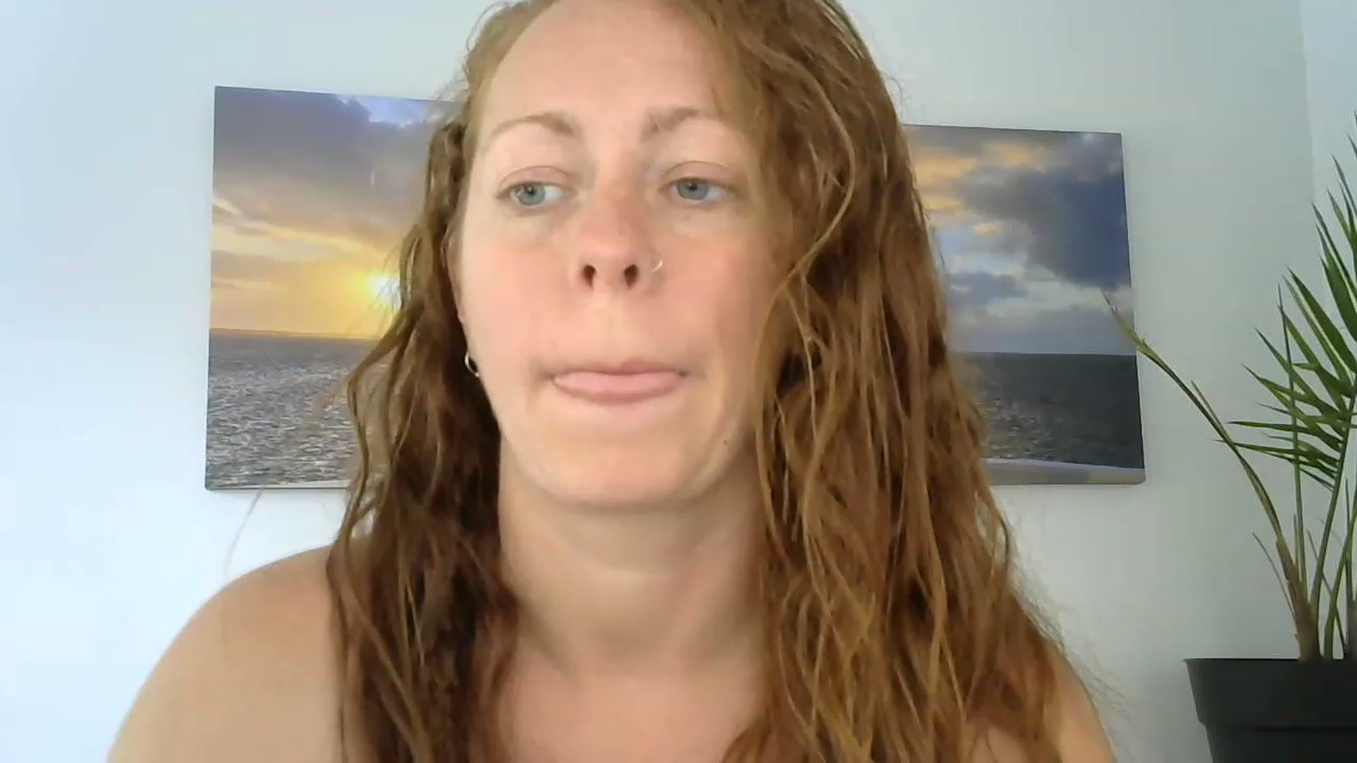 Gallery image thumbnail from EveyFox's myfreecams stream on, 06/26/2023, 15:45 image 13 of 20