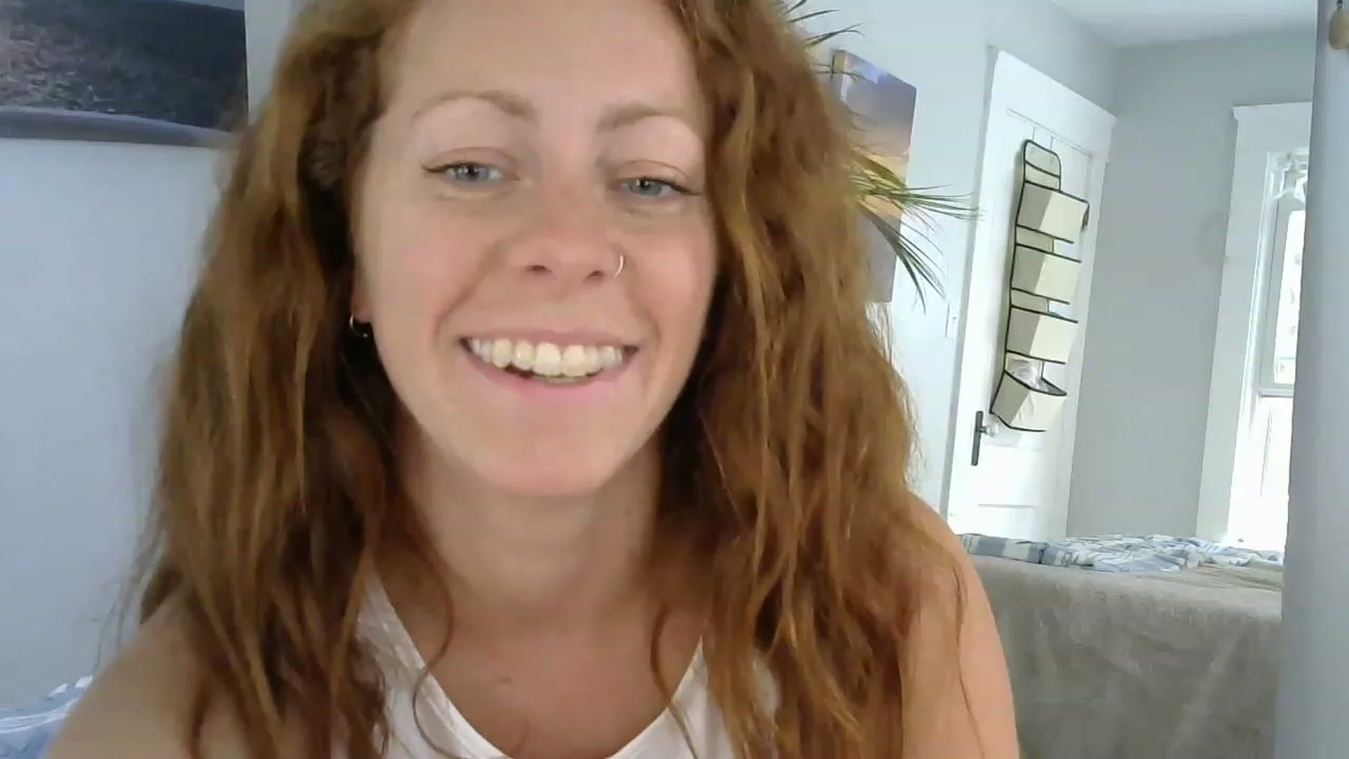 Gallery image thumbnail from EveyFox's myfreecams stream on, 07/02/2023, 19:20 image 9 of 20