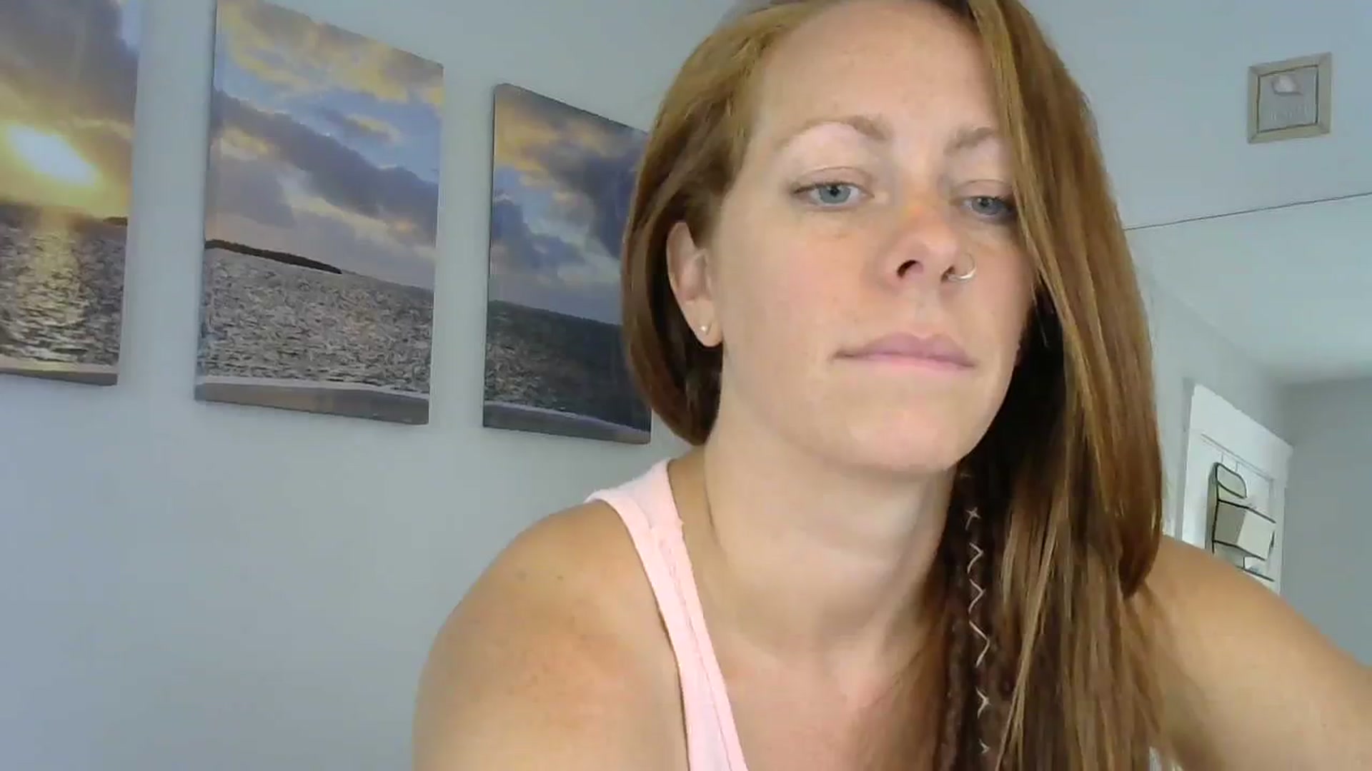 Gallery image thumbnail from EveyFox's myfreecams stream on, 09/18/2023, 14:05 image 17 of 20
