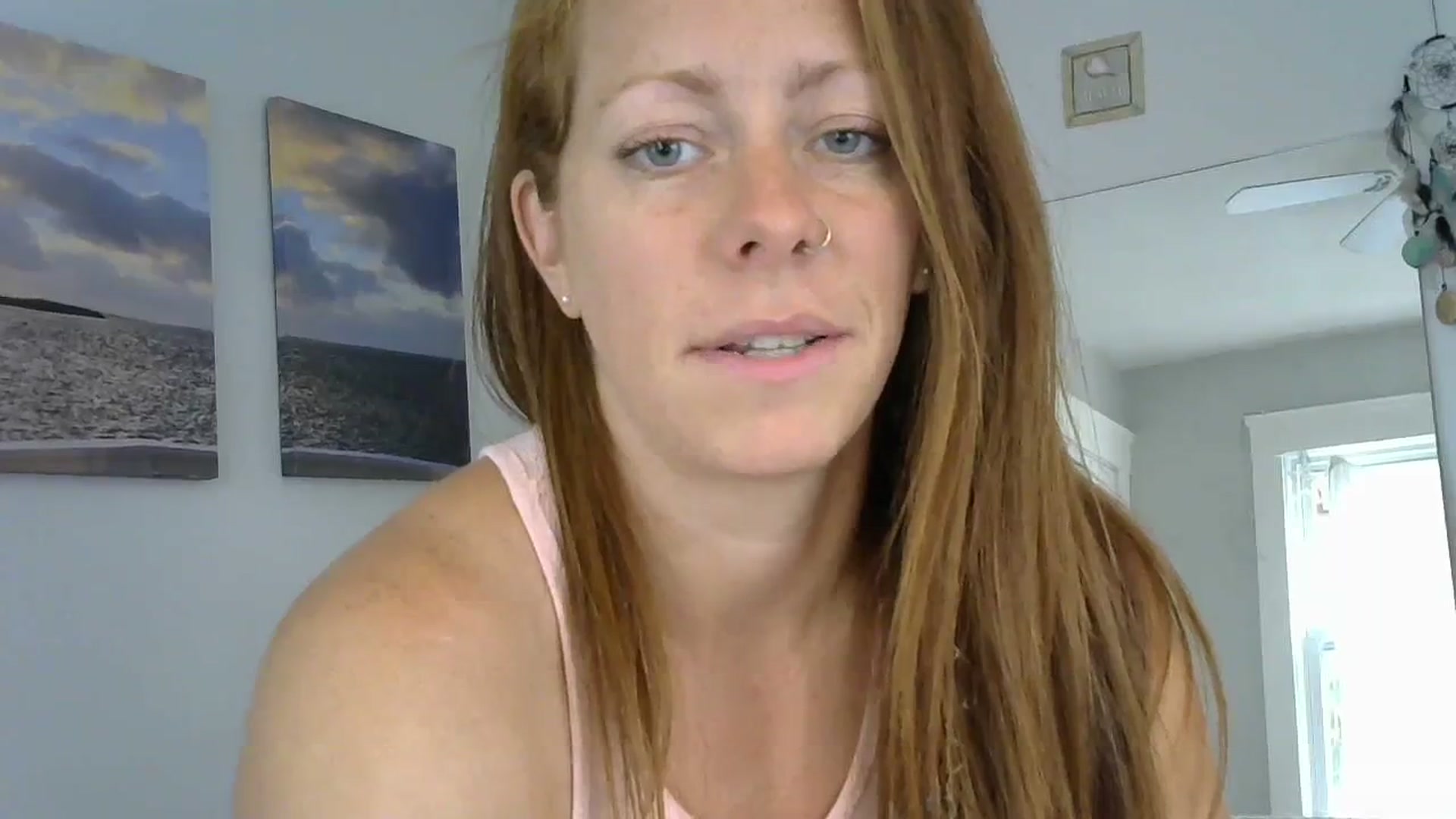 Gallery image thumbnail from EveyFox's myfreecams stream on, 09/18/2023, 14:05 image 10 of 20