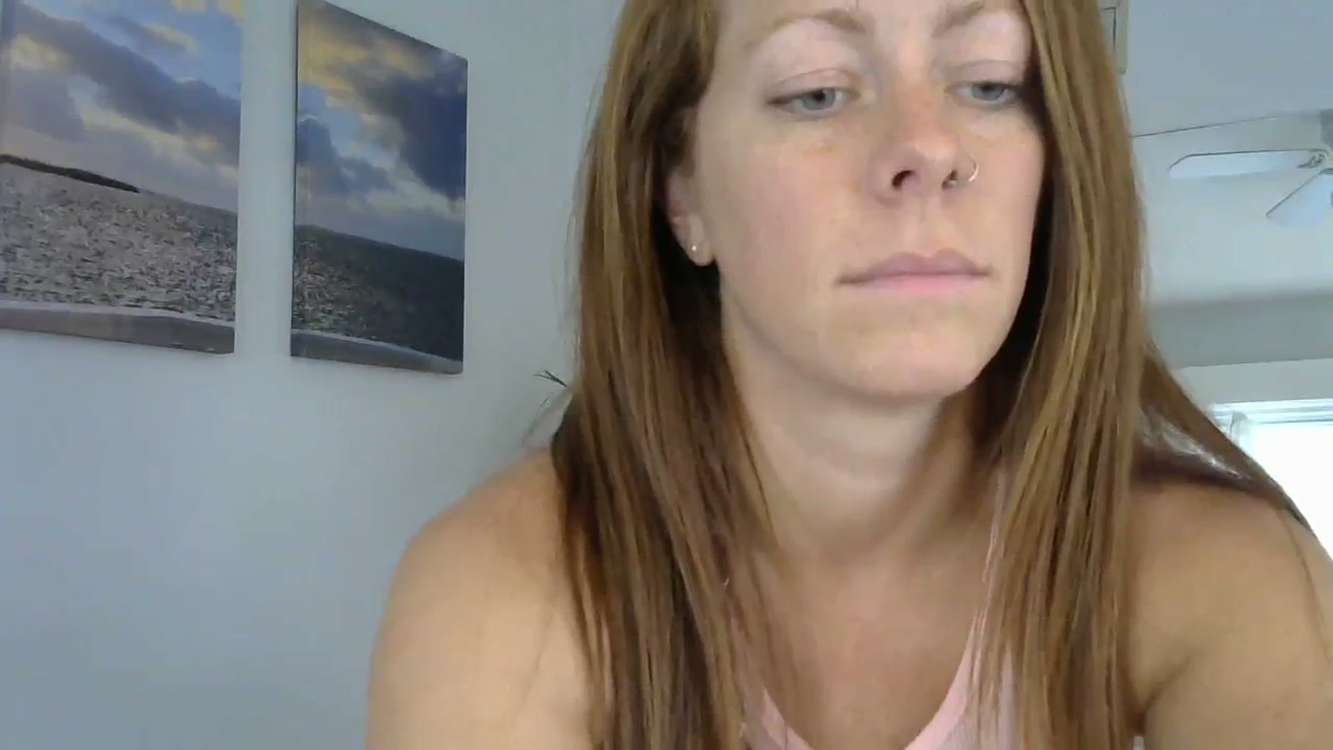 Gallery image thumbnail from EveyFox's myfreecams stream on, 09/18/2023, 15:15 image 16 of 20