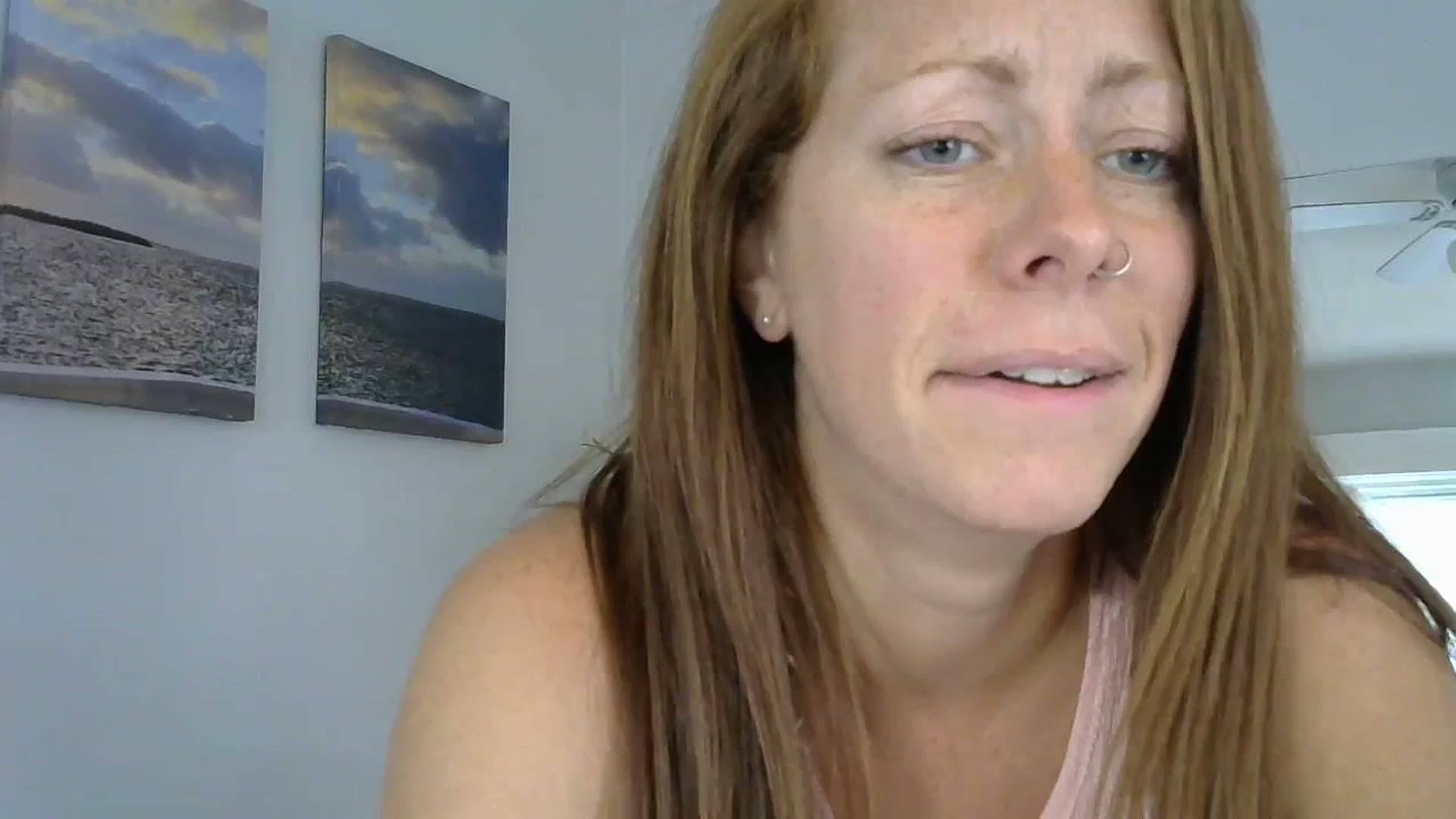 Gallery image thumbnail from EveyFox's myfreecams stream on, 09/18/2023, 15:15 image 17 of 20
