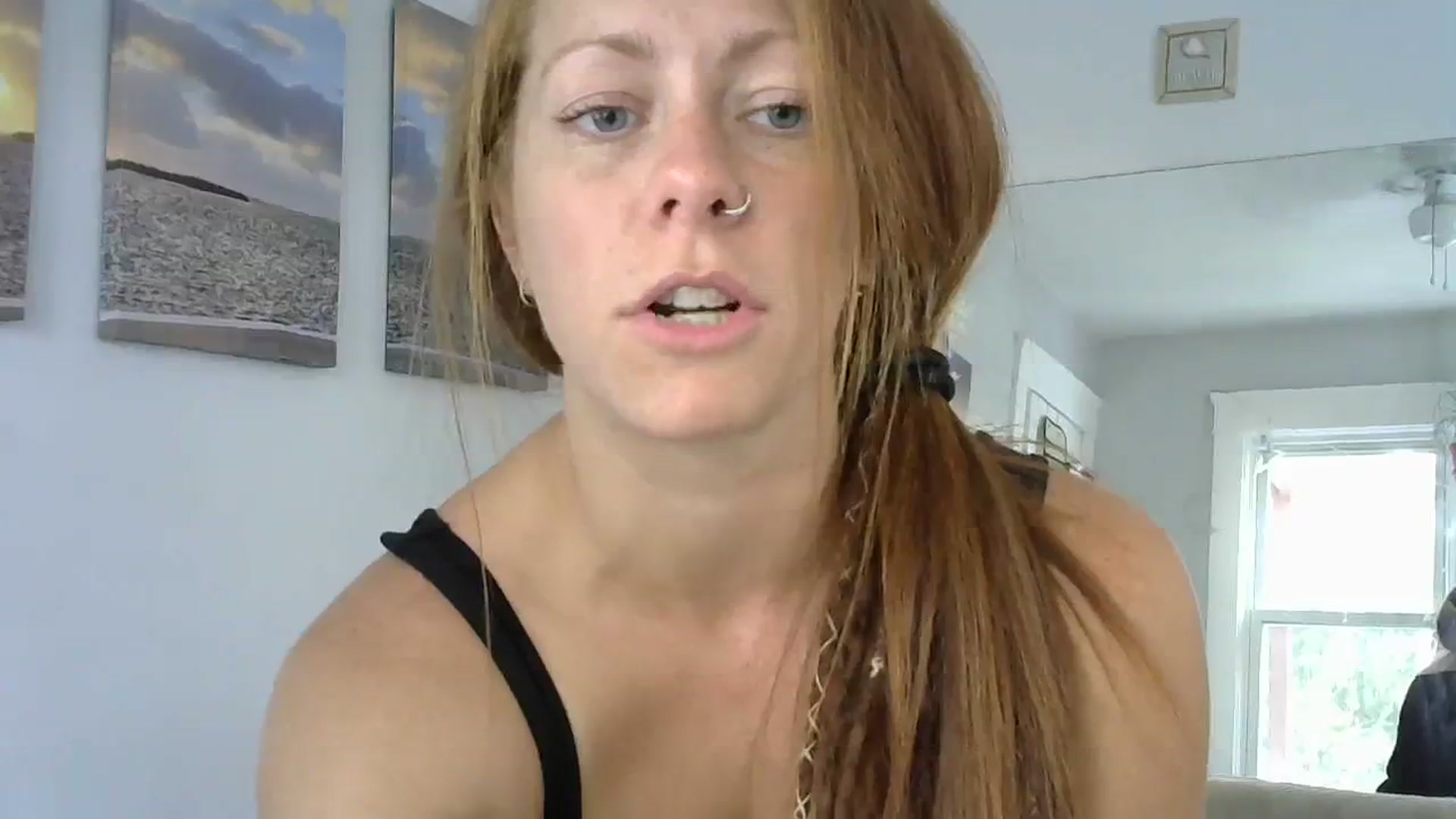 Gallery image thumbnail from EveyFox's myfreecams stream on, 10/02/2023, 15:53 image 5 of 20