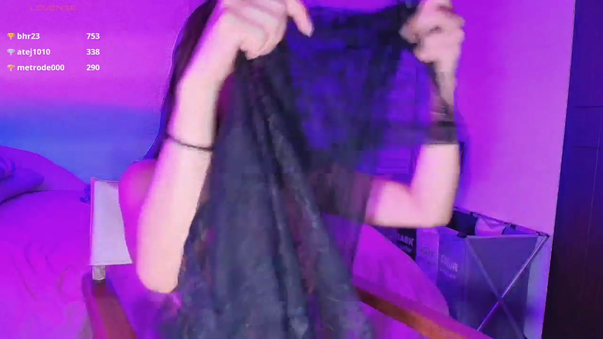 Gallery image thumbnail from Evie_bloom's myfreecams stream on, 10/07/2025, 03:21 image 17 of 20