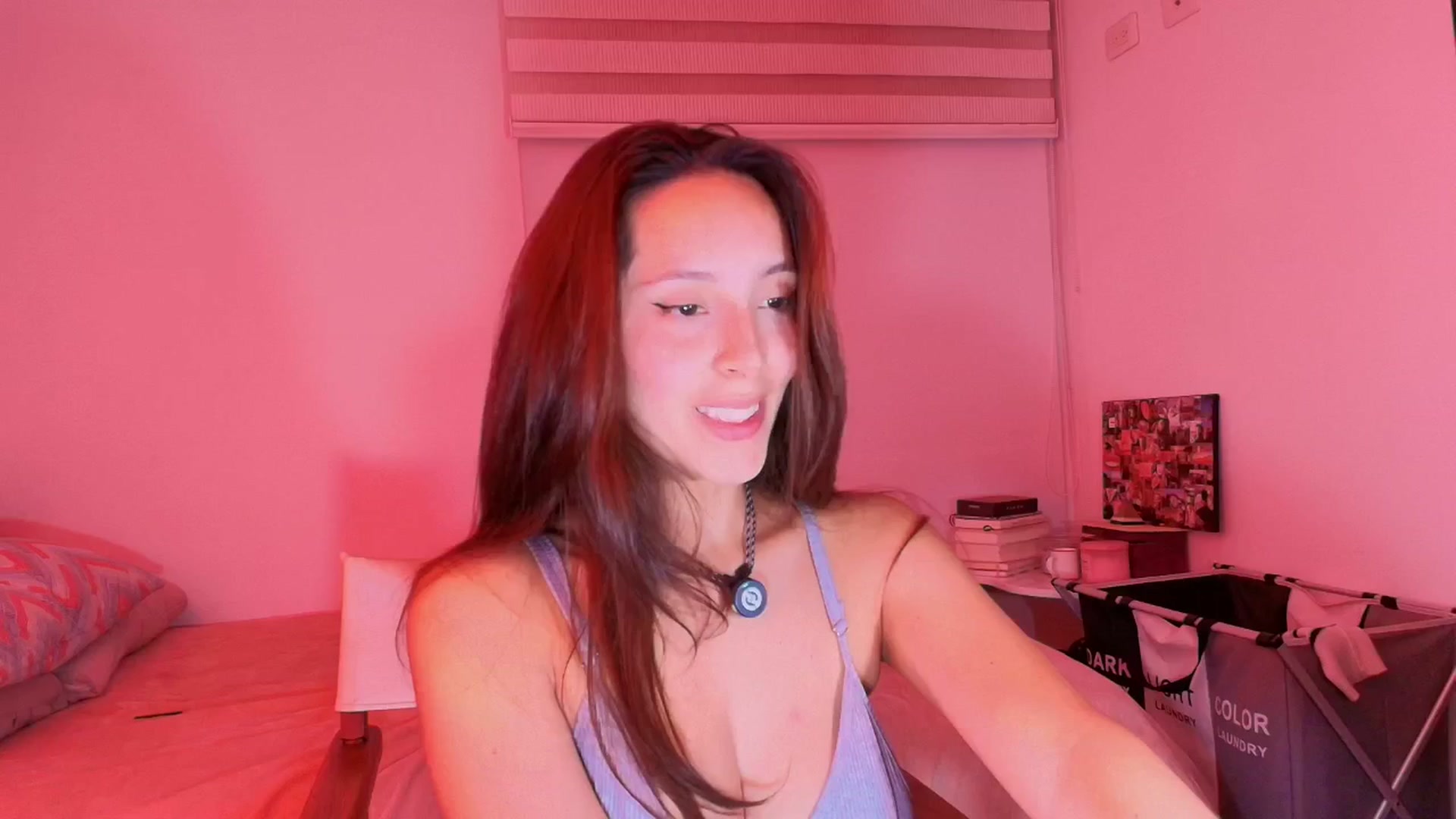 Gallery image thumbnail from Evie_bloom's myfreecams stream on, 11/25/2025, 07:50 image 11 of 20