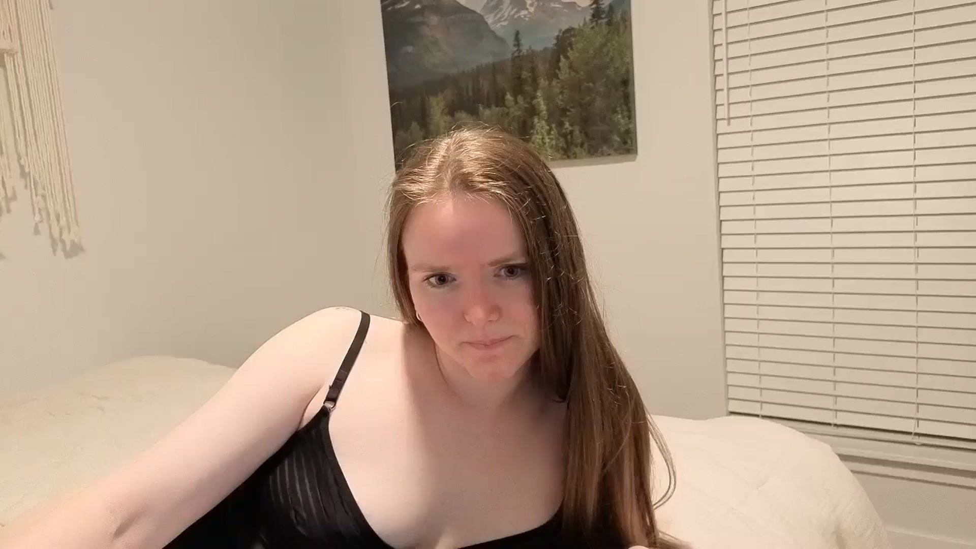 Gallery image thumbnail from Evieebabes's myfreecams stream on, 05/19/2025, 05:12 image 20 of 20