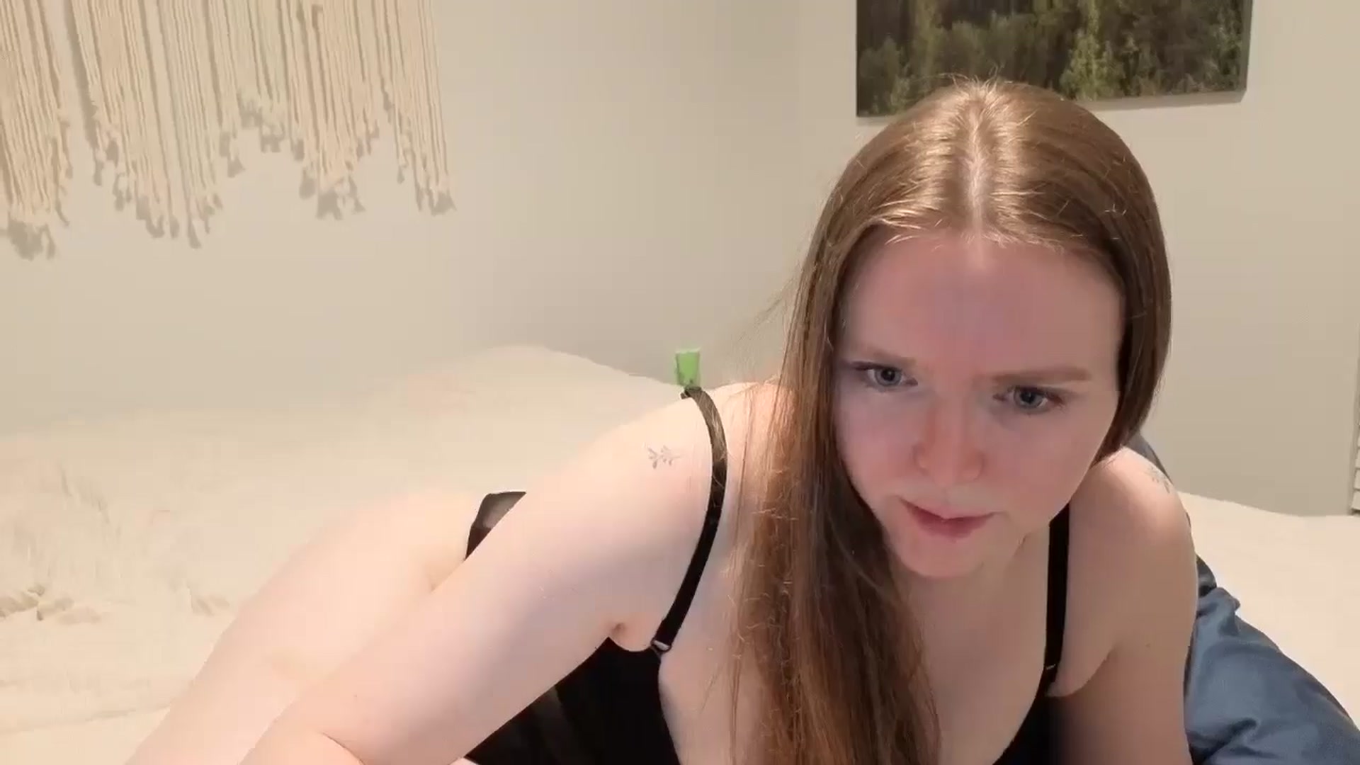 Gallery image thumbnail from Evieebabes's myfreecams stream on, 05/19/2025, 05:12 image 5 of 20
