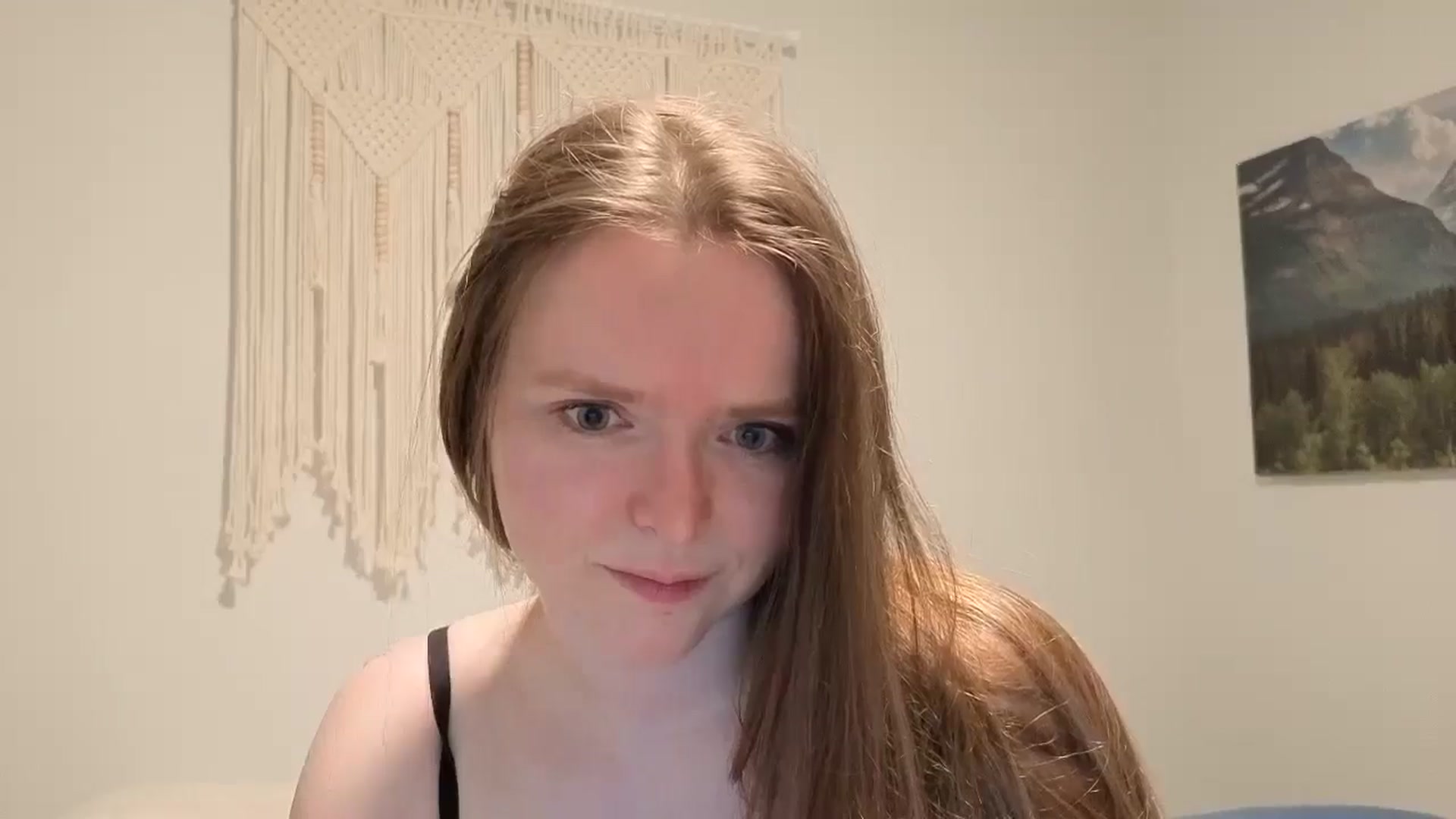 Gallery image thumbnail from Evieebabes's myfreecams stream on, 05/19/2025, 06:07 image 5 of 20