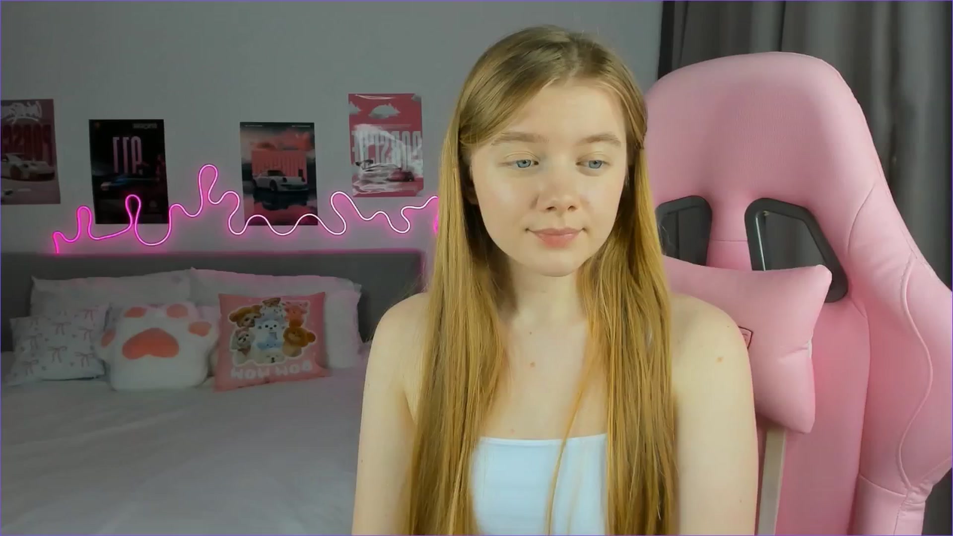 Gallery image thumbnail from Evievil's myfreecams stream on, 03/14/2026, 09:54 image 8 of 20
