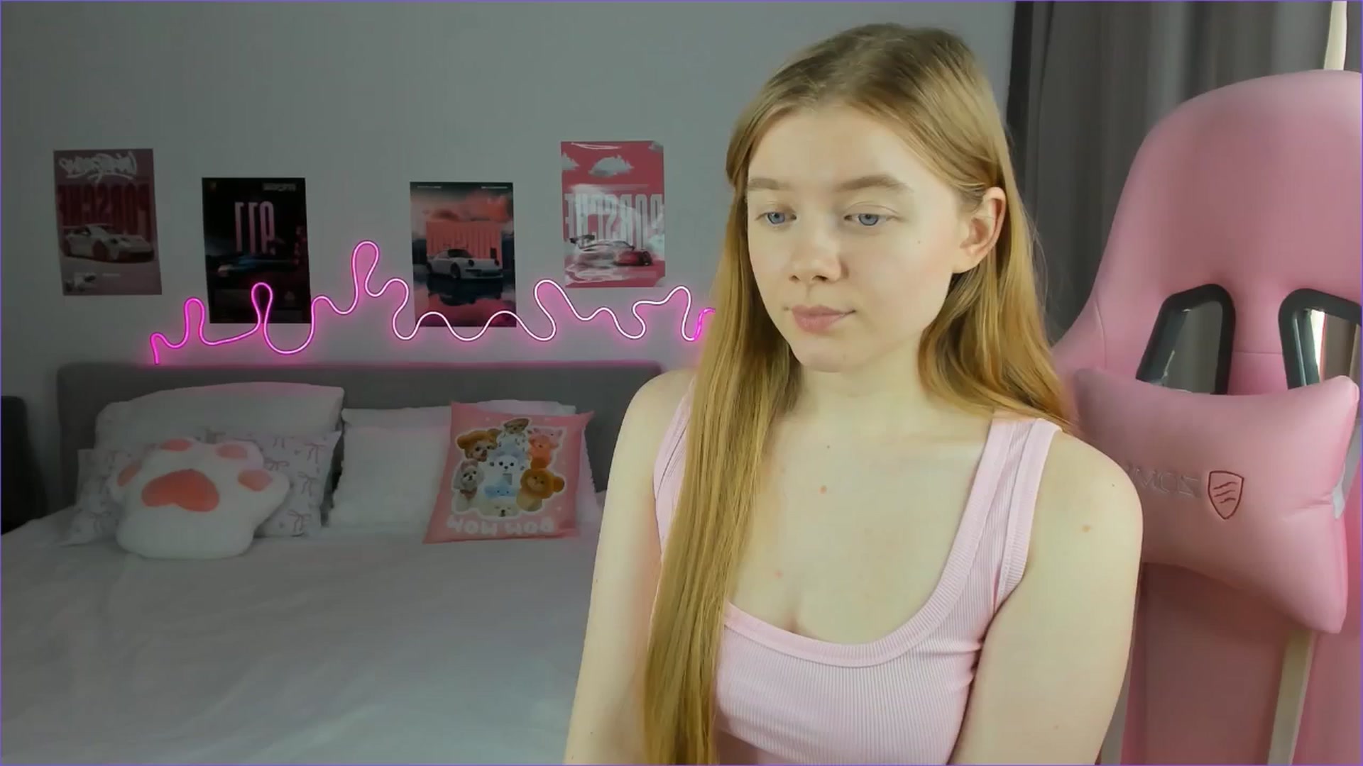 Gallery image thumbnail from Evievil's myfreecams stream on, 03/15/2026, 08:40 image 3 of 20