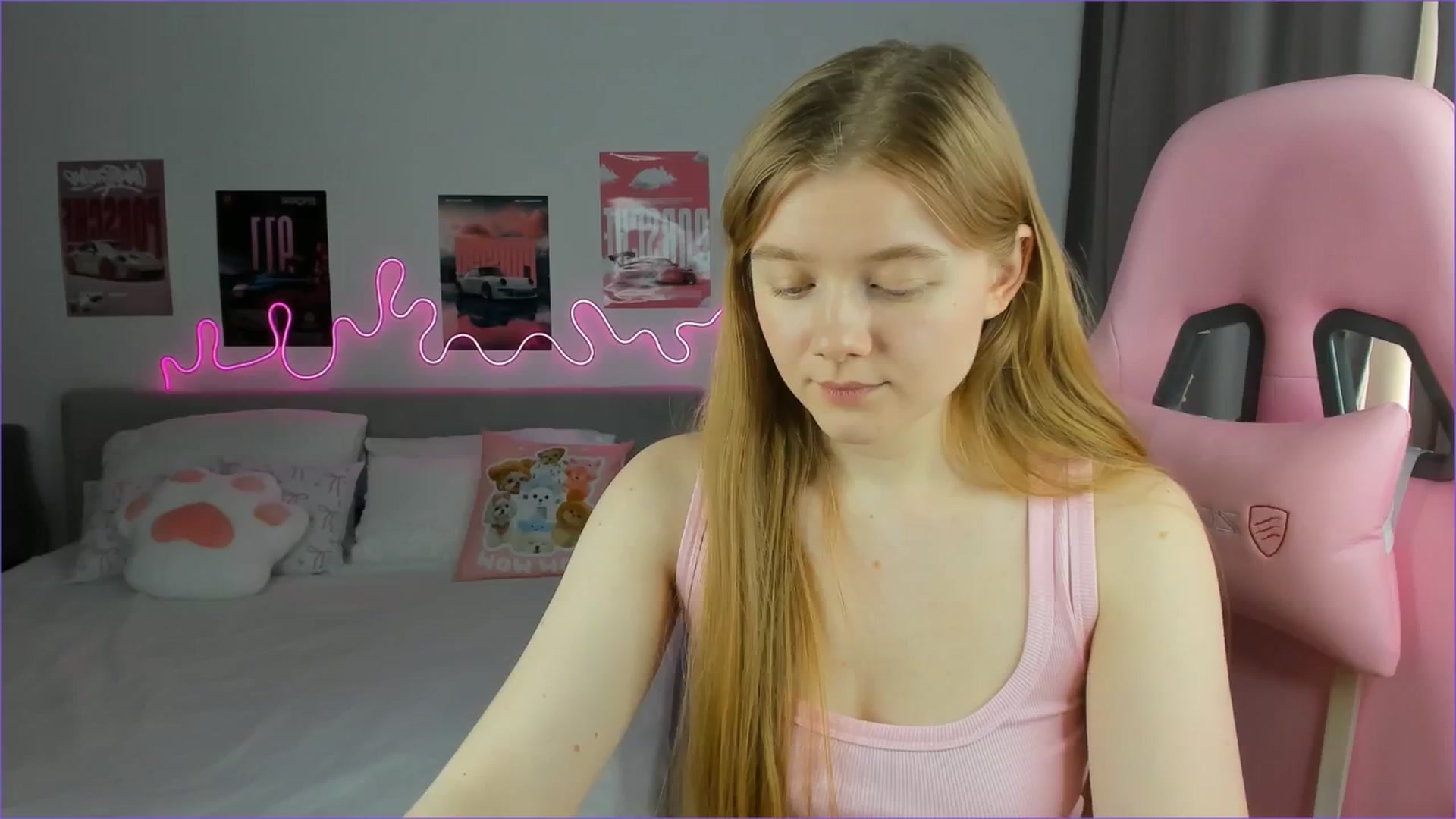 Gallery image thumbnail from Evievil's myfreecams stream on, 03/15/2026, 08:40 image 14 of 20