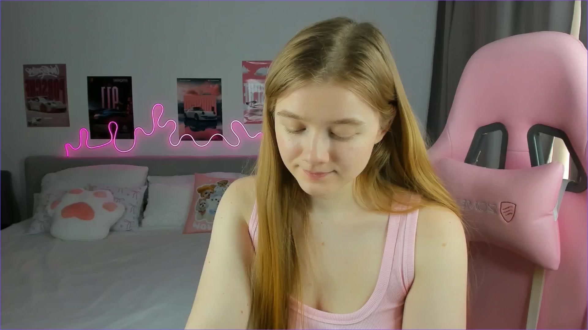 Gallery image thumbnail from Evievil's myfreecams stream on, 03/15/2026, 08:40 image 13 of 20