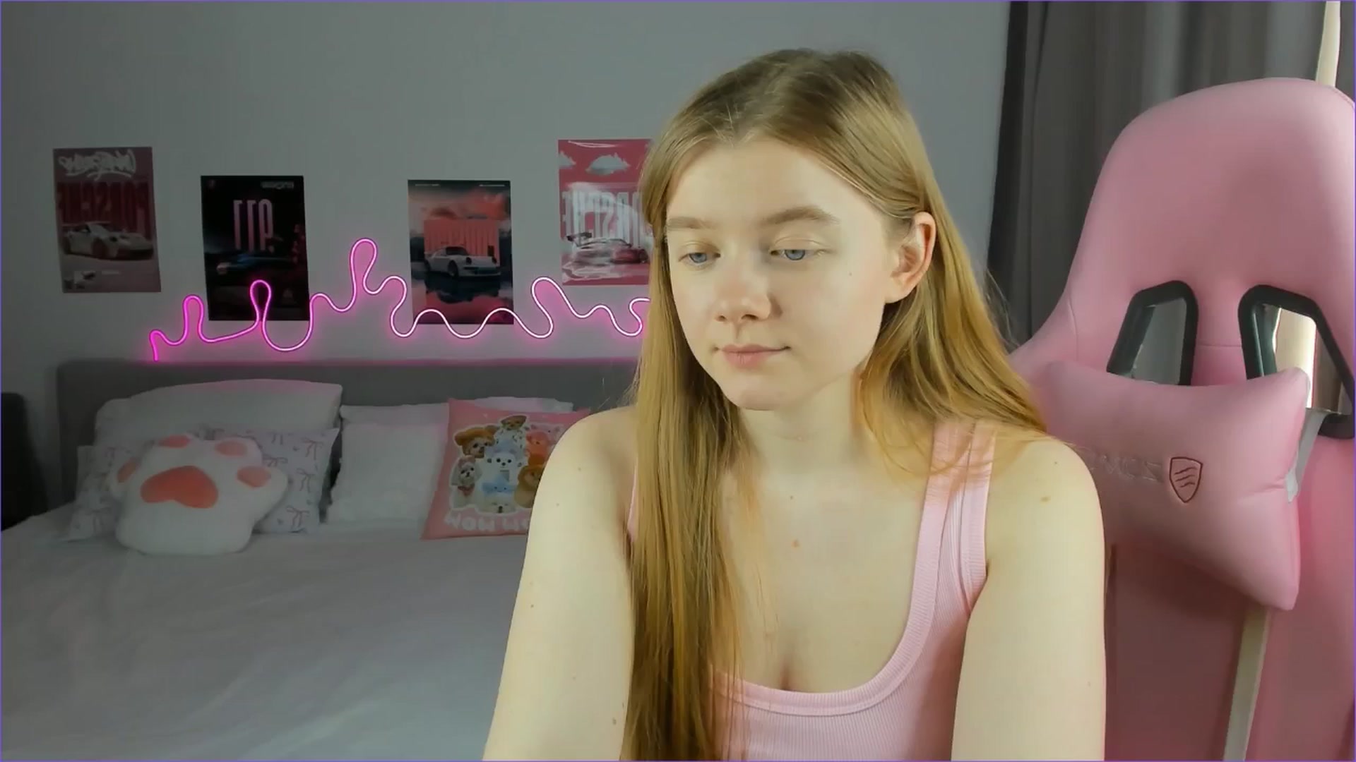 Gallery image thumbnail from Evievil's myfreecams stream on, 03/15/2026, 08:40 image 9 of 20